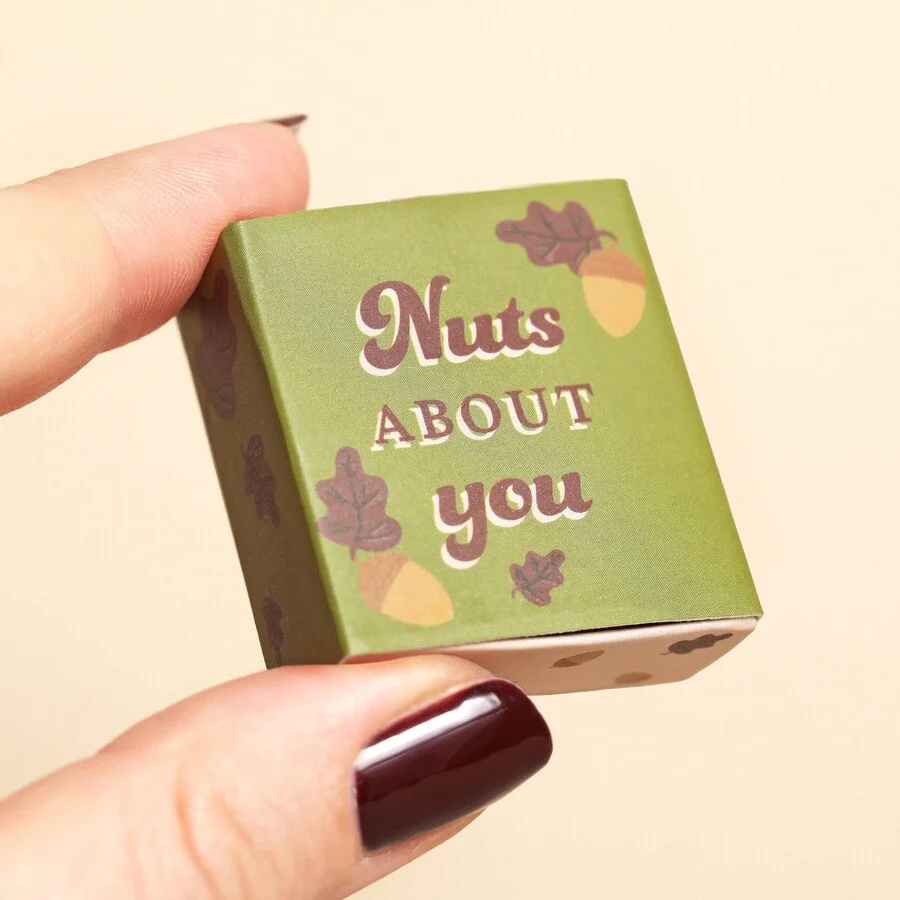 tiny-matchbox-ceramic-squirrel-token-83970-4x3a6125-copy2-900x900.jpeg