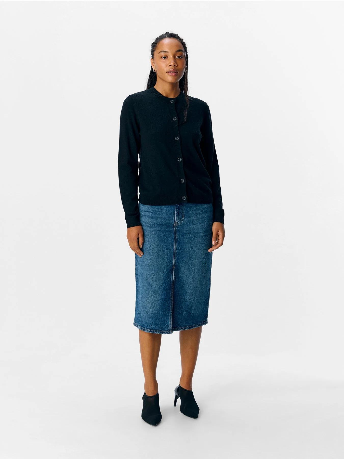 F_23043508_M_4400449_Front Full.jpg