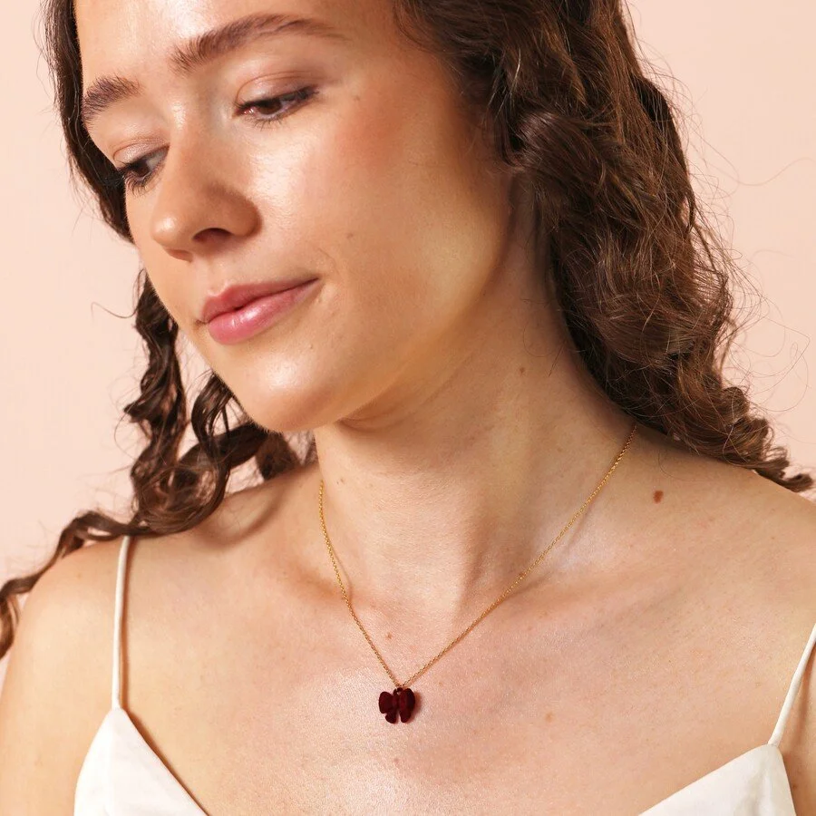 red-velvet-bow-pendant-necklace-gold-4x3a3103-copy-2--900x900.jpeg