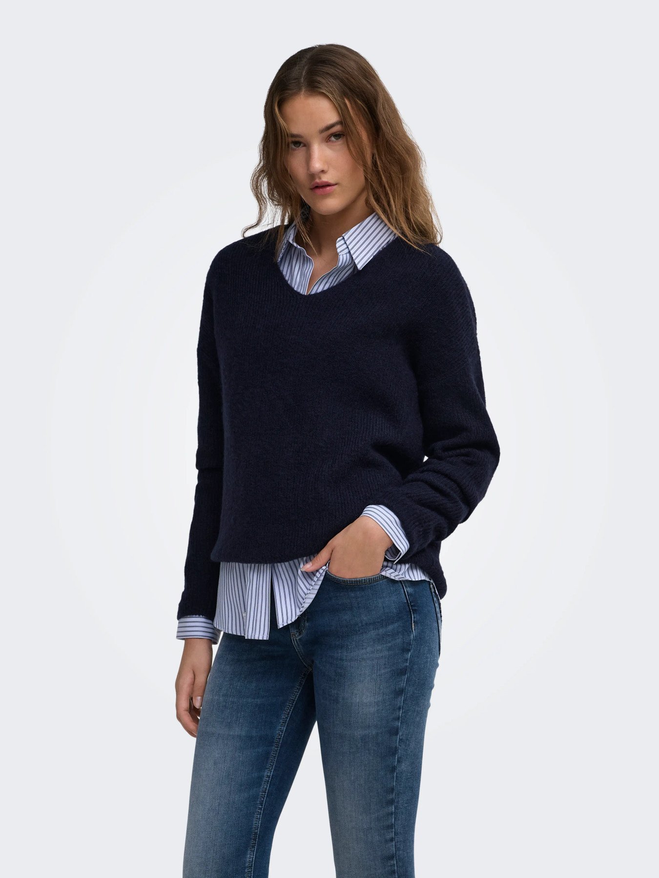 F_15204588_M_4546513_Front_1.jpg