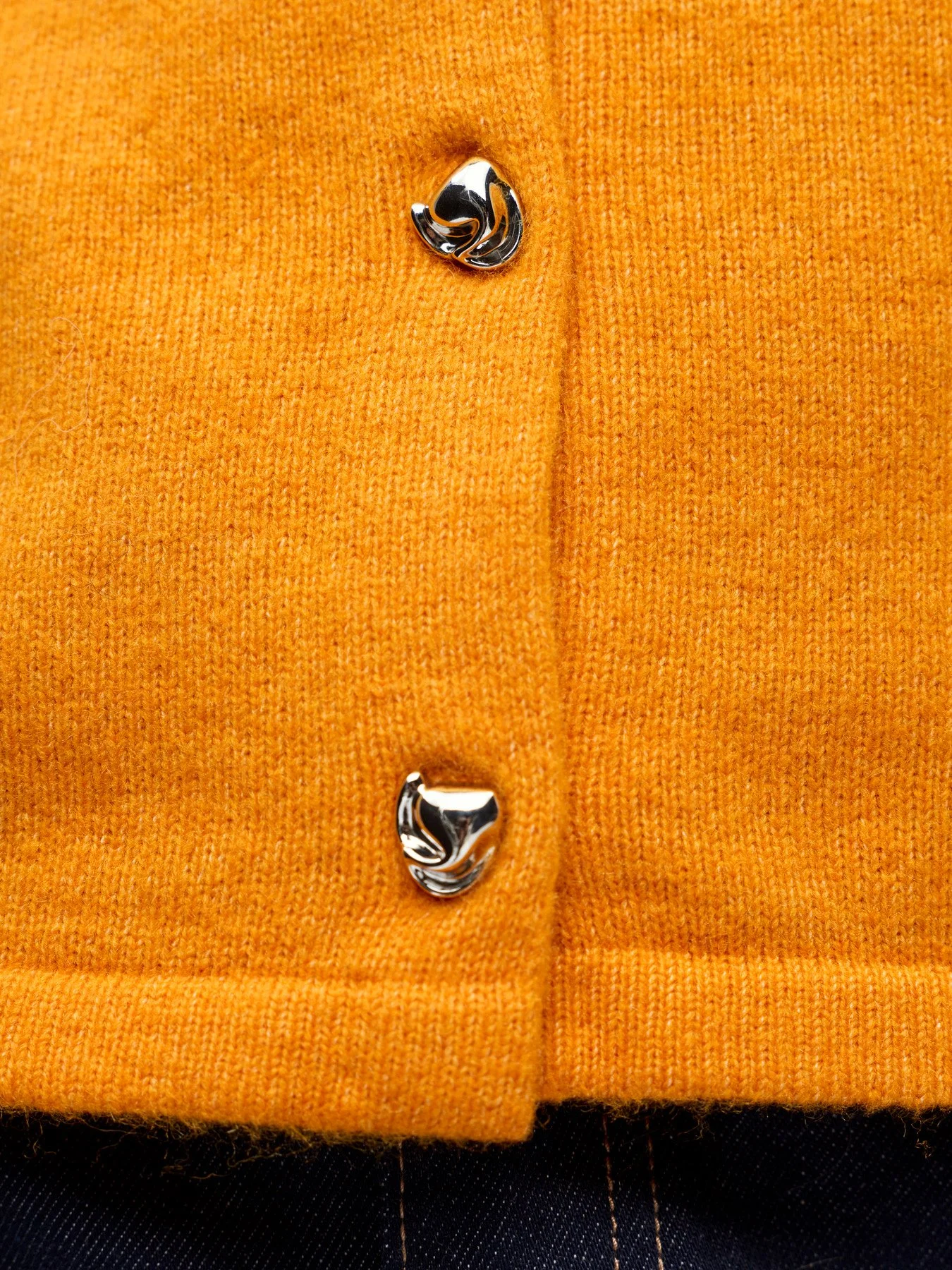 F_23047917_M_4890600_Detail.jpg