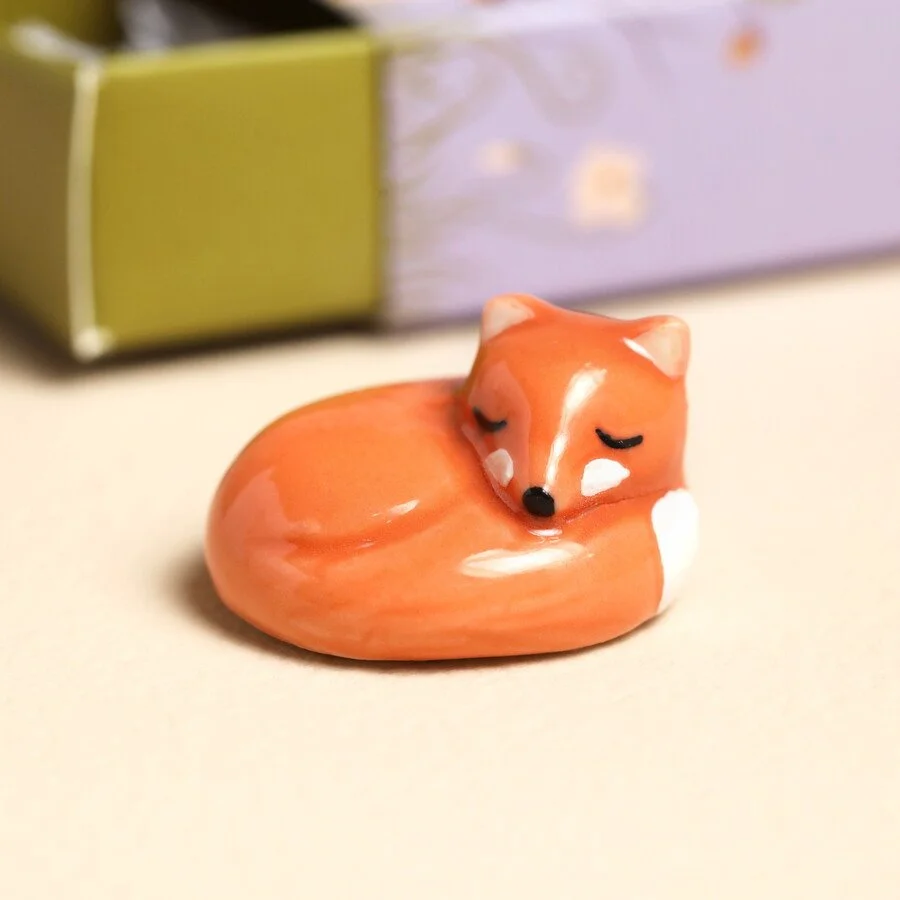 tiny-matchbox-ceramic-fox-token-83972-4x3a6087-copy-900x900.jpeg