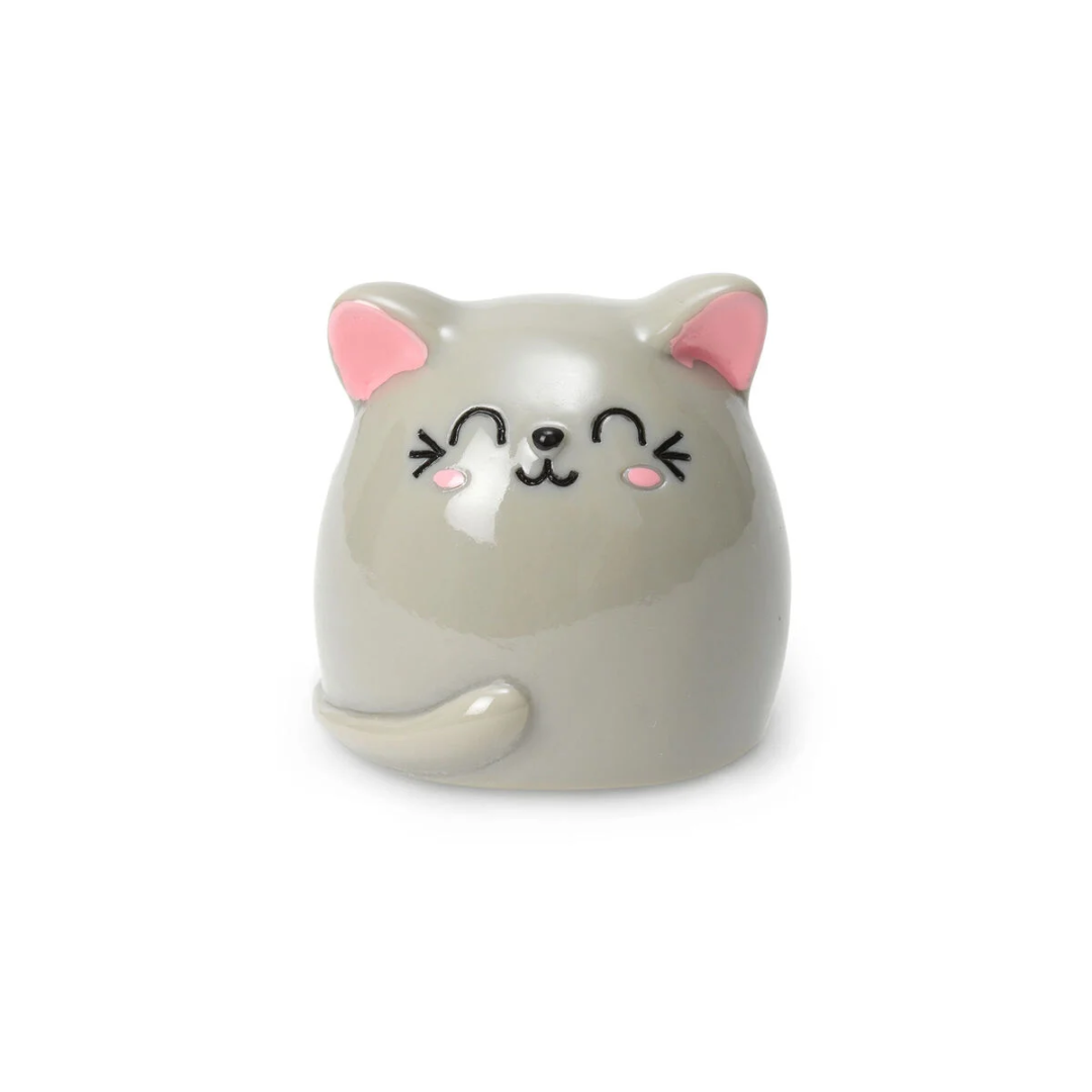 cat lipgloss2.png