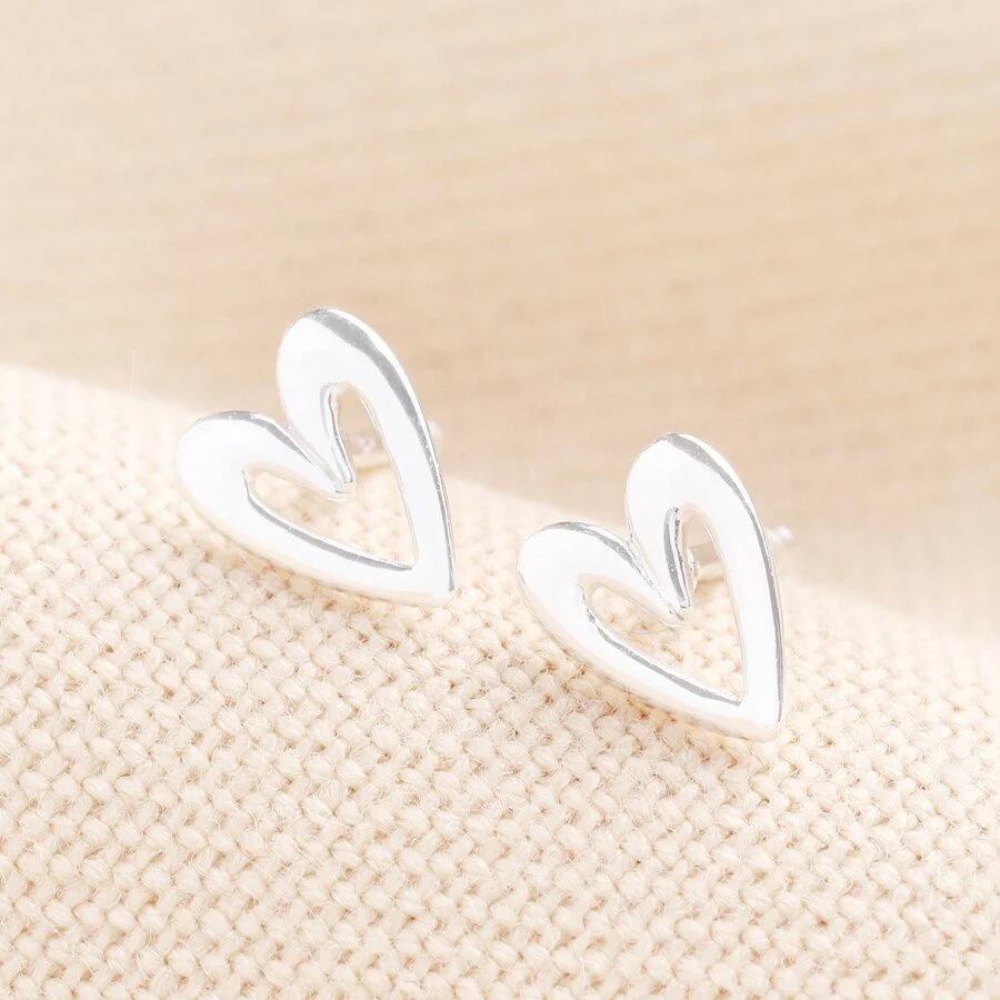 sterling-silver-heart-outline-stud-earrings-4x3a4448-coph-900x900.jpeg
