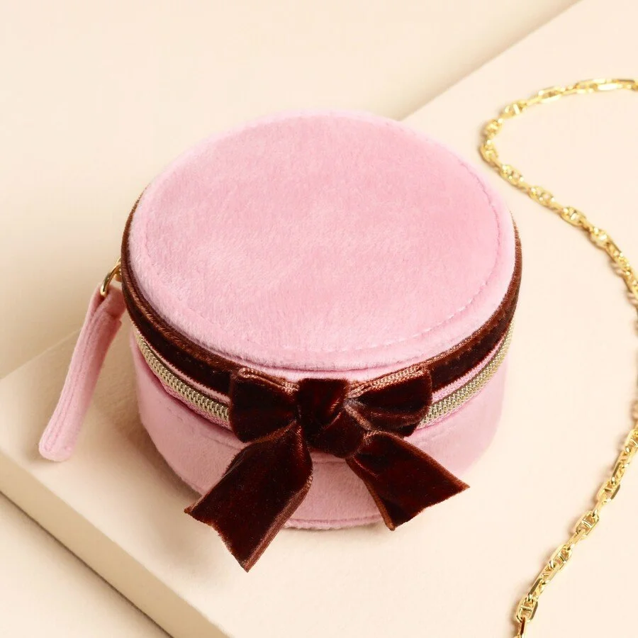 pink-burgundy-velvet-bow-mini-round-jewellery-case-80038-4x3a1401-copy-900x900.jpeg