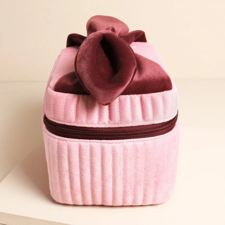 pale-pink-red-velvet-bow-vanity-makeup-bag-80388-4x3a0377-copy-900x900.jpeg