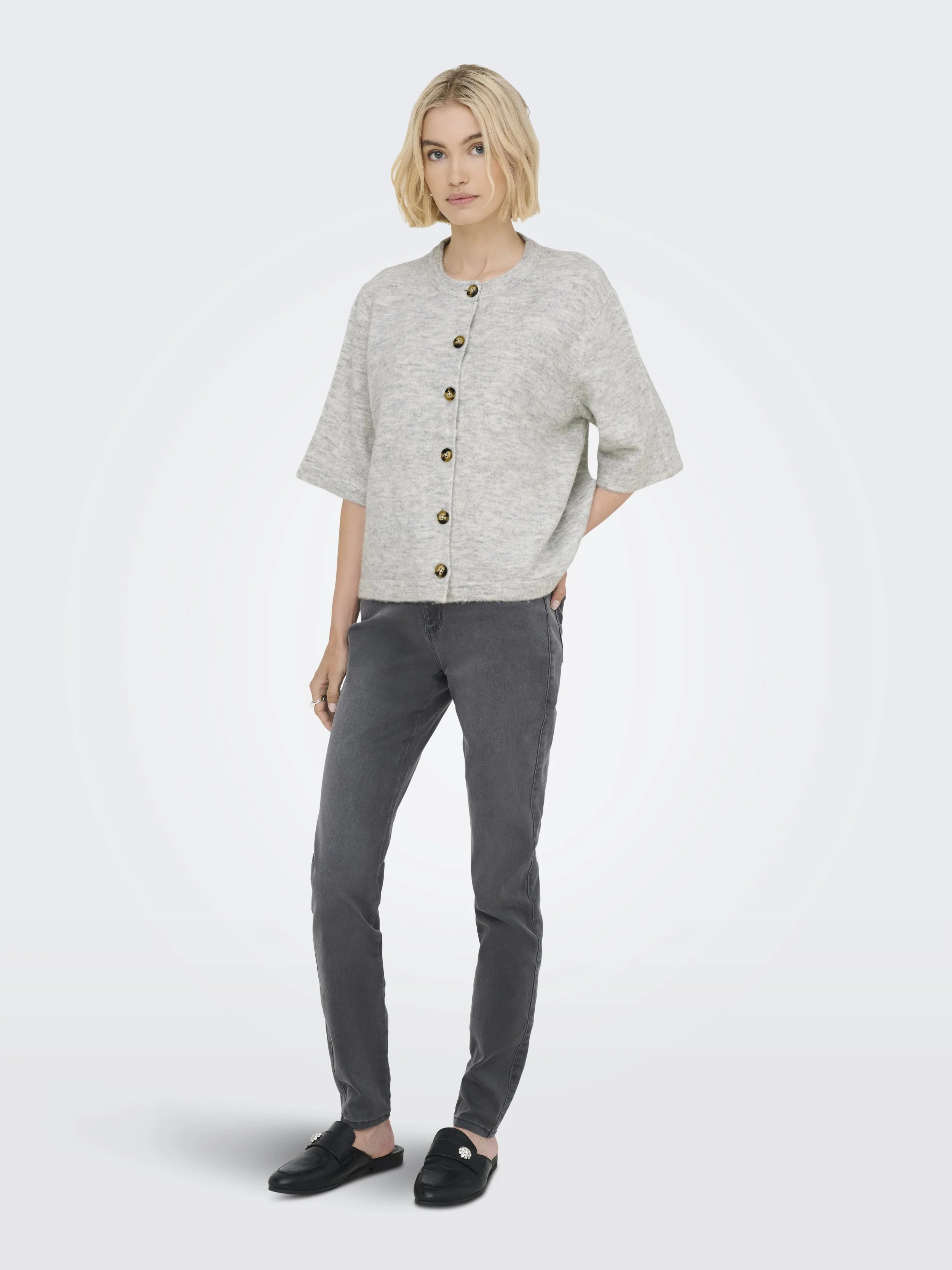 ONLY_Autumnwinter_4758829_15348772_4.jpg