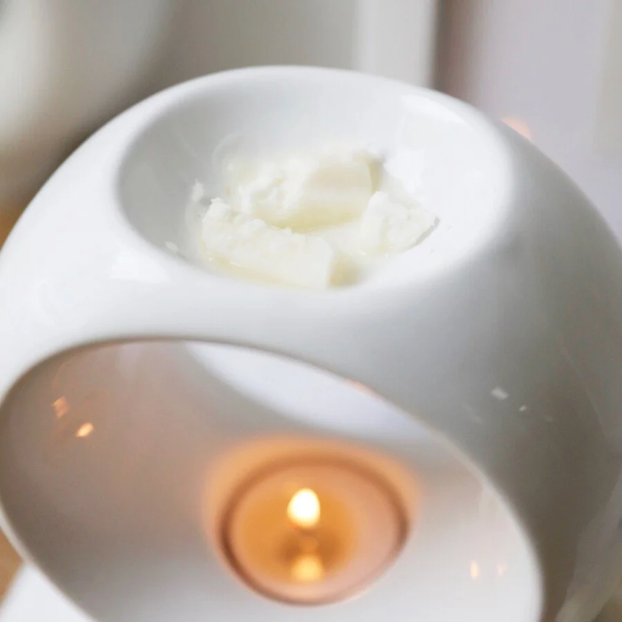 lisa-angel-soy-wax-melts-0v8a0105-900x900.jpeg