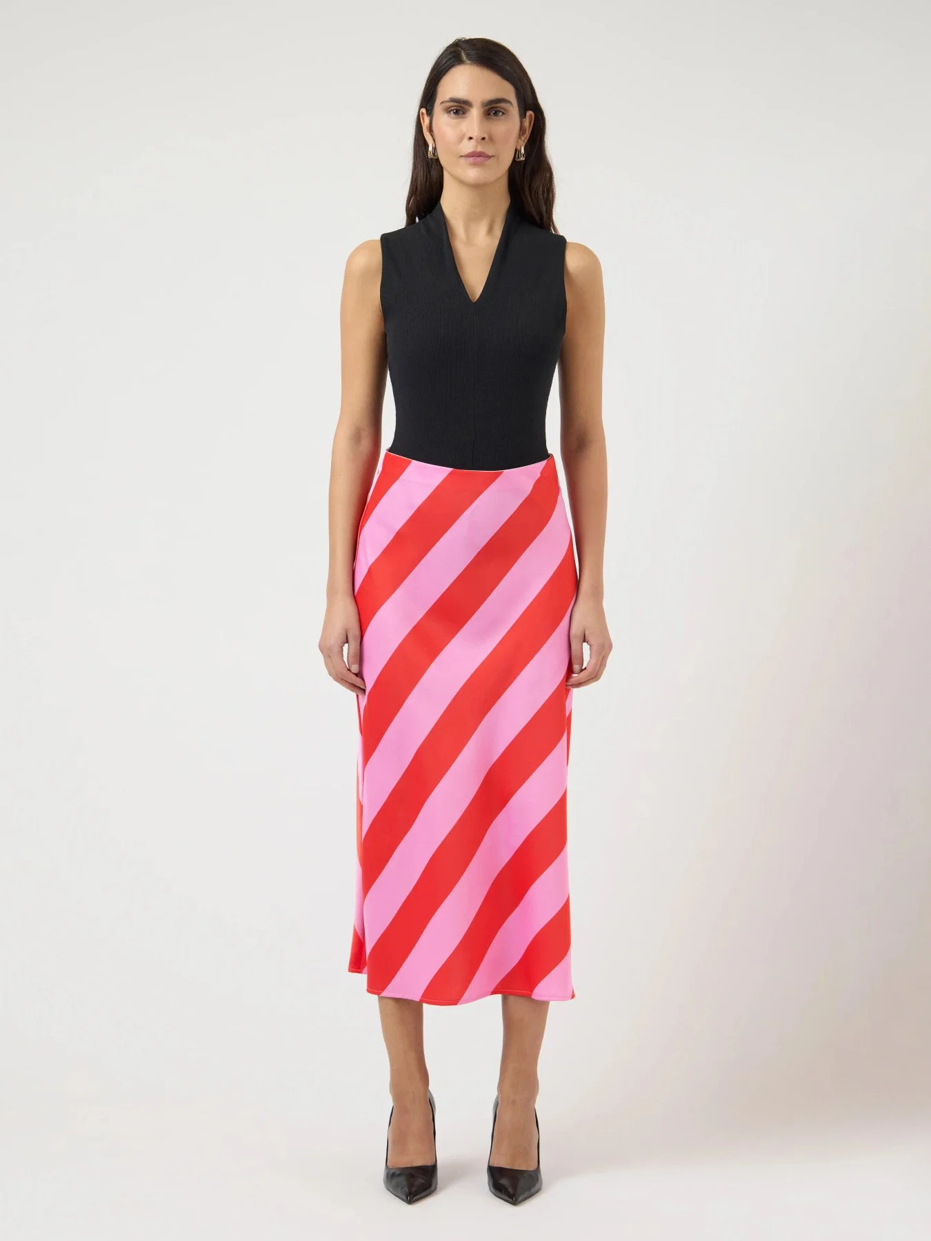 F_26030737_M_4989358_Front Full.jpg