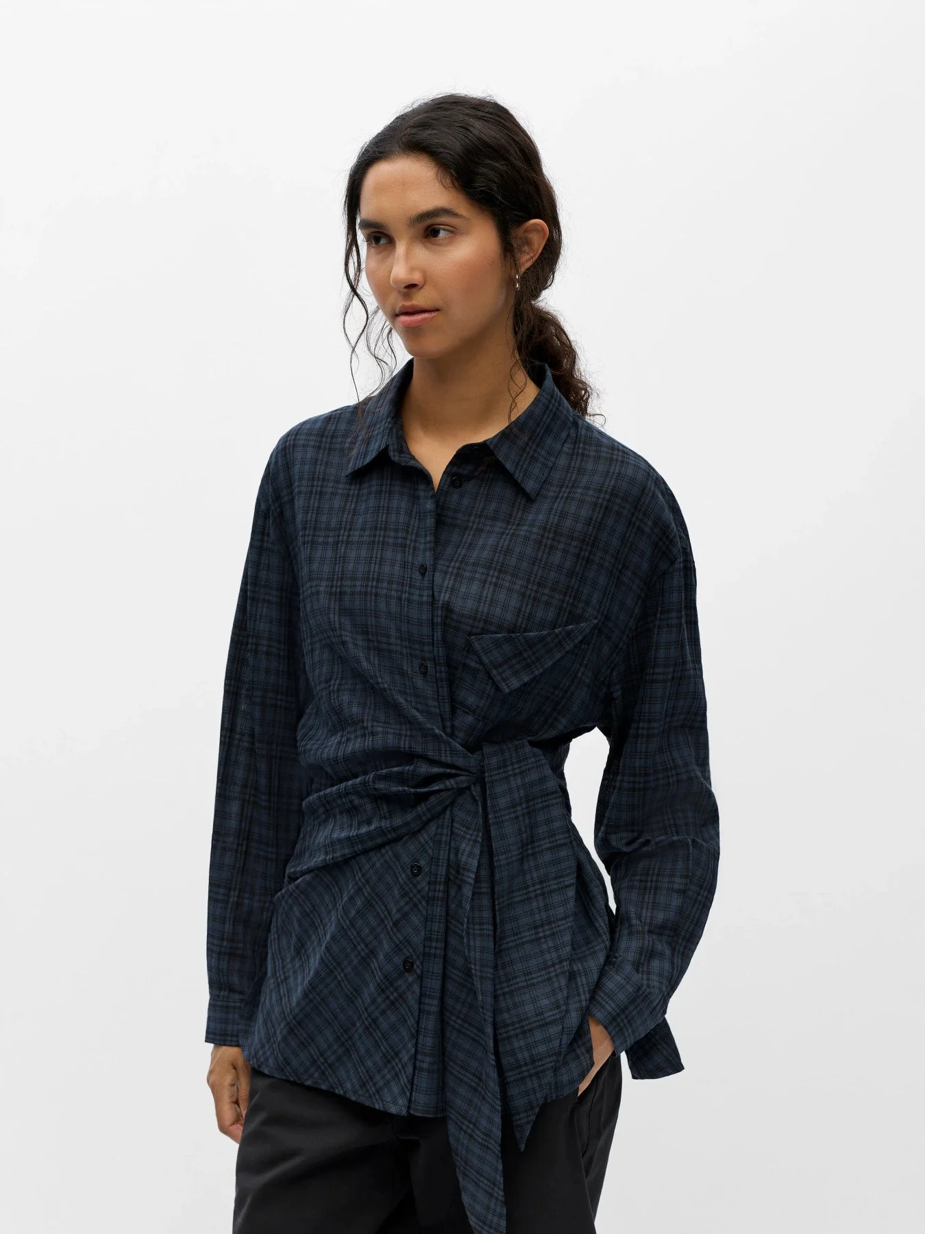 F_23049950_M_5111595_Front_1.jpg