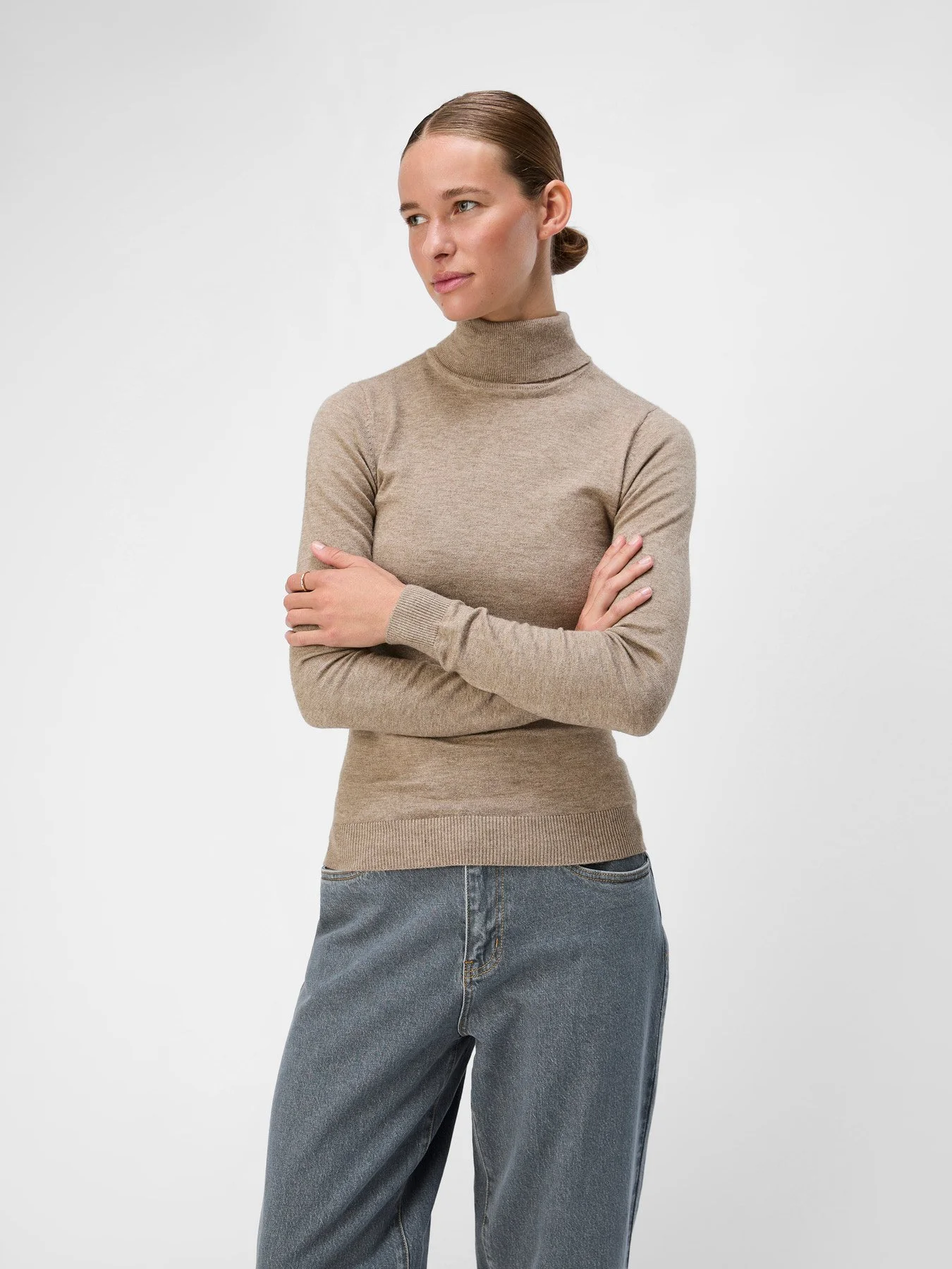 F_23033228_M_4535554_Front_1.jpg