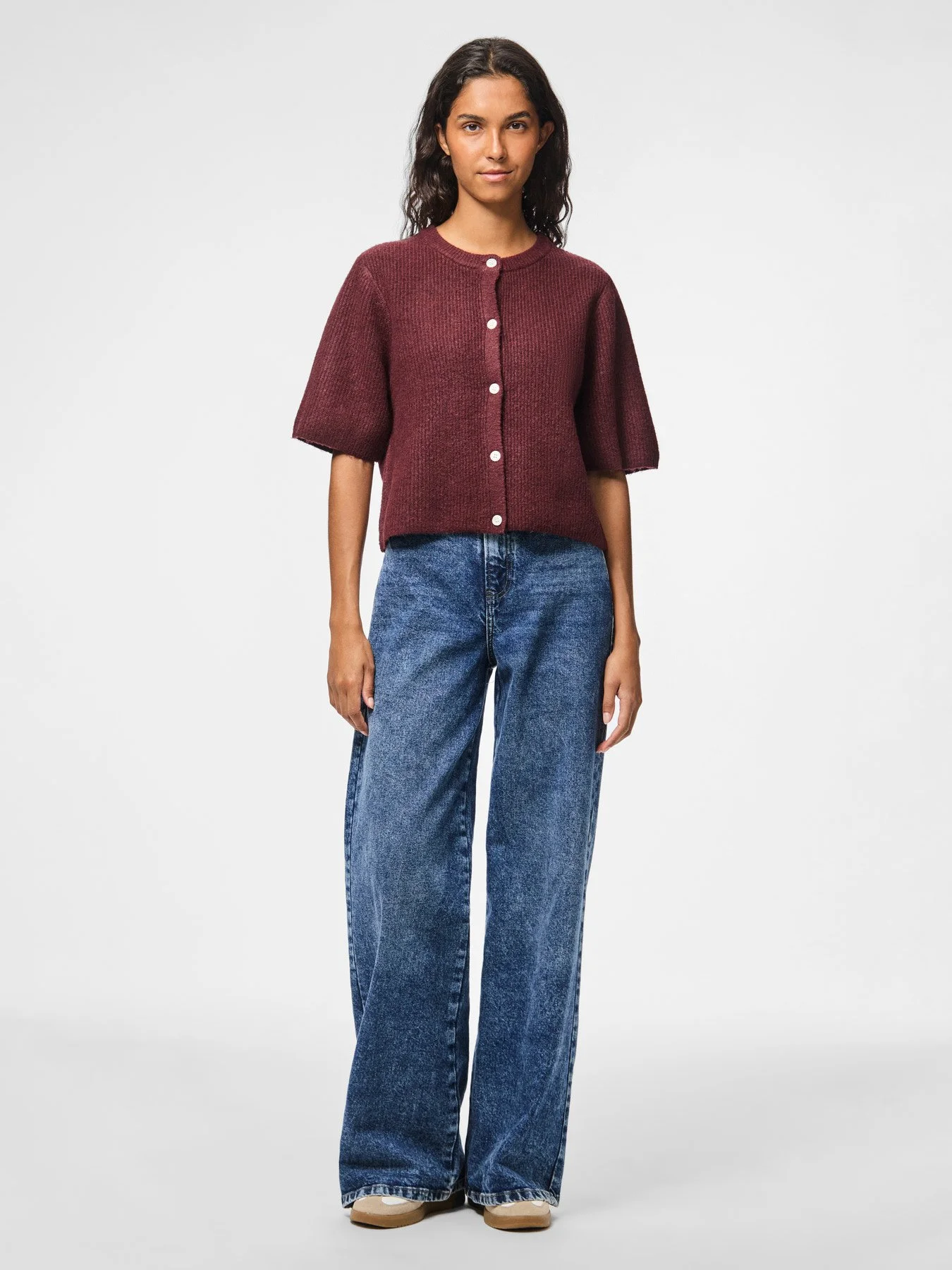 F_17158220_M_4961212_Front Full.jpg