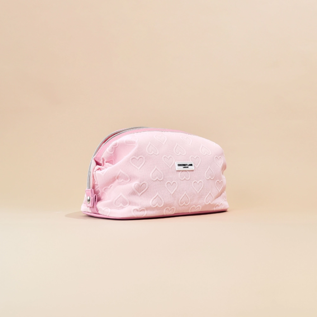 Magic Lifestyle Pouch - Baby Pink Heart.png