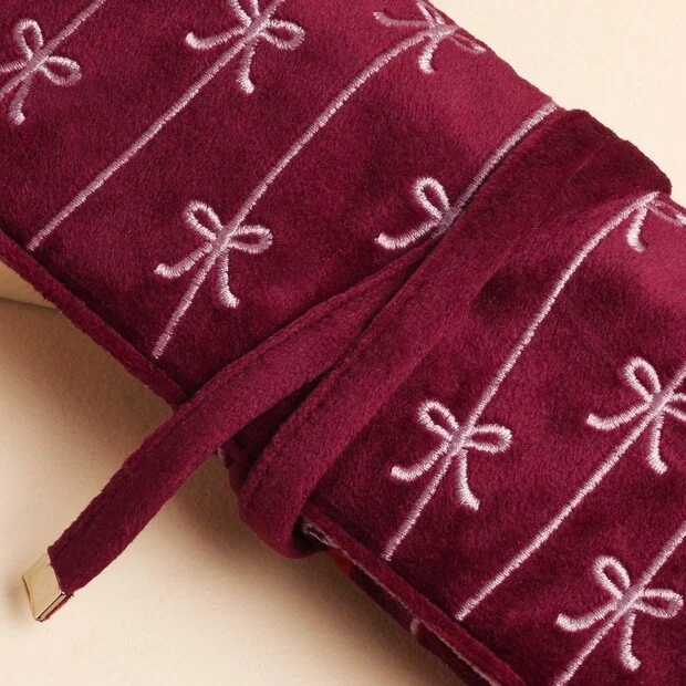 burgundy-bow-embroidered-velvet-jewellery-roll-80089-4x3a2003-copy2-620x620.jpeg