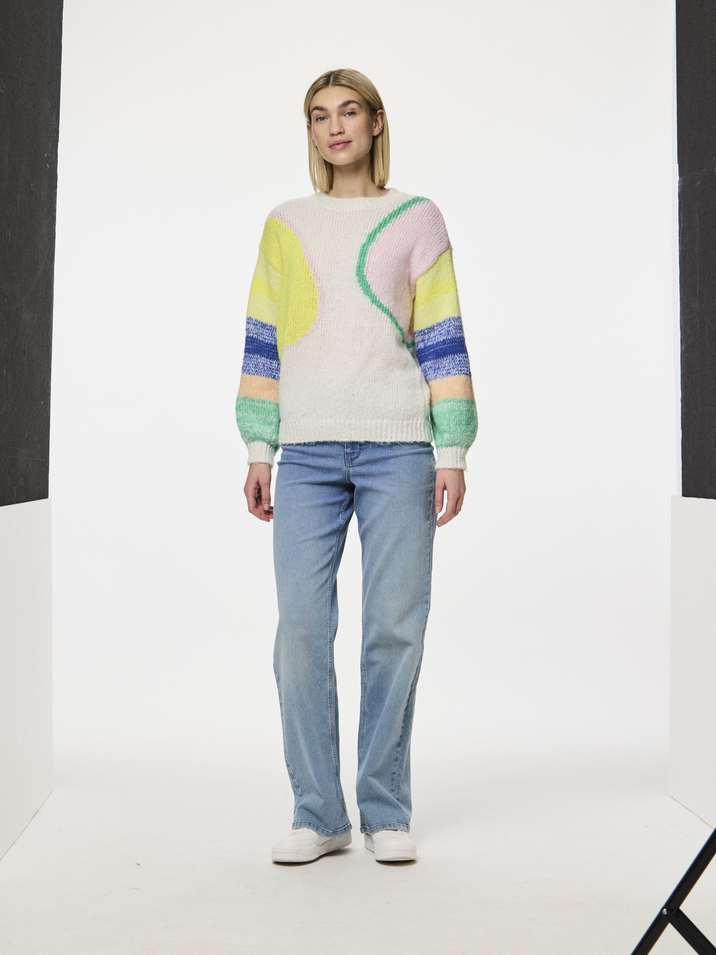 PIECES_Springsummer_4699803_17156379_5.jpg