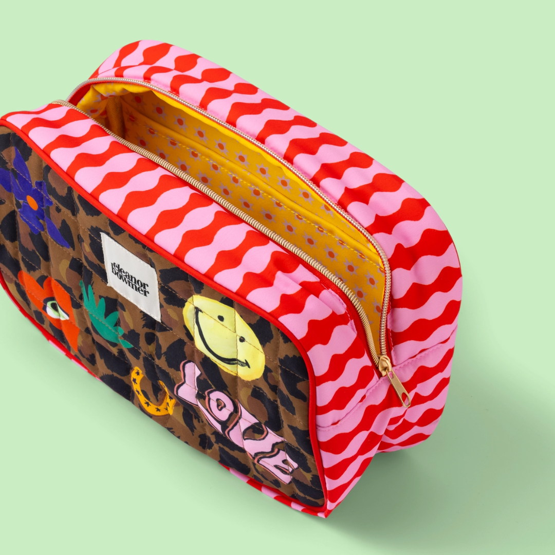 Leopard Icon Wash Bag2.png