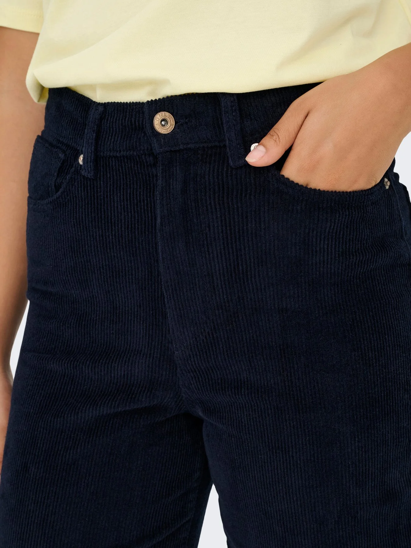 F_15263179_M_4579610_Detail.jpg
