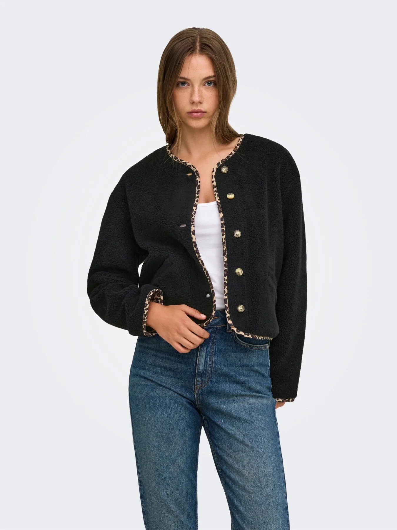 F_15380746_M_5096709_Front_1.jpg