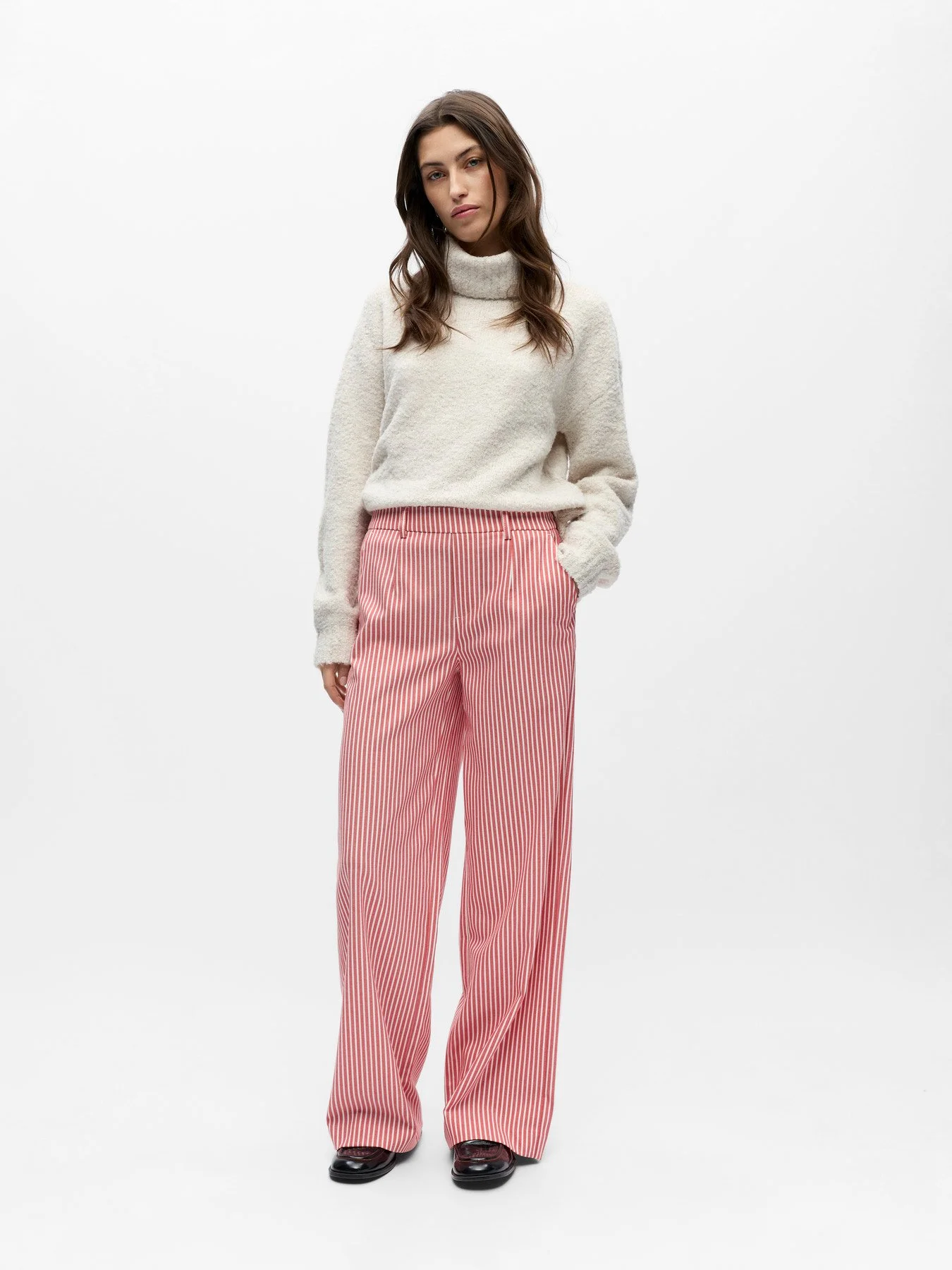 F_23040544_M_4961464_Front Full.jpg