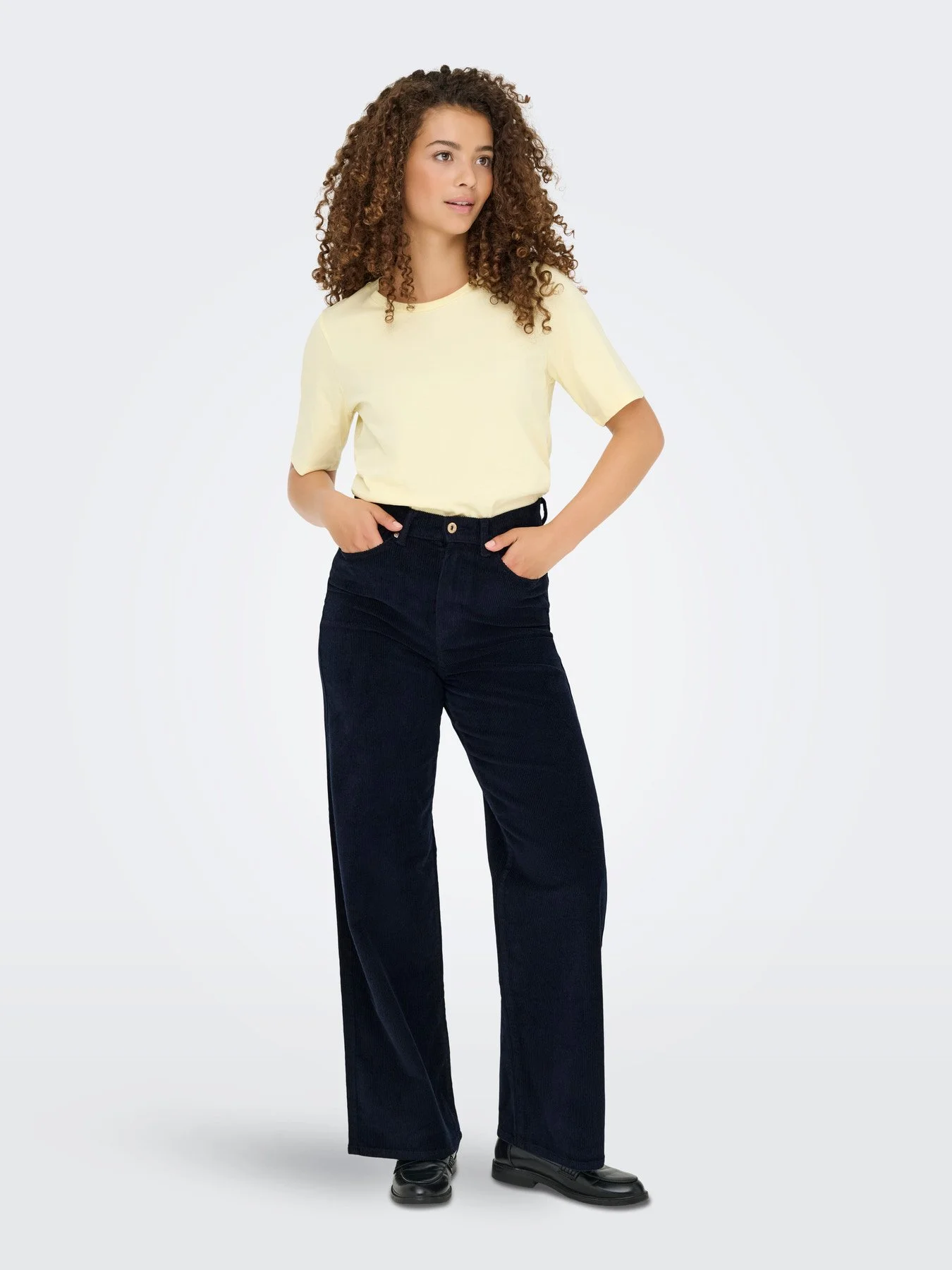 F_15263179_M_4579610_Front Full.jpg