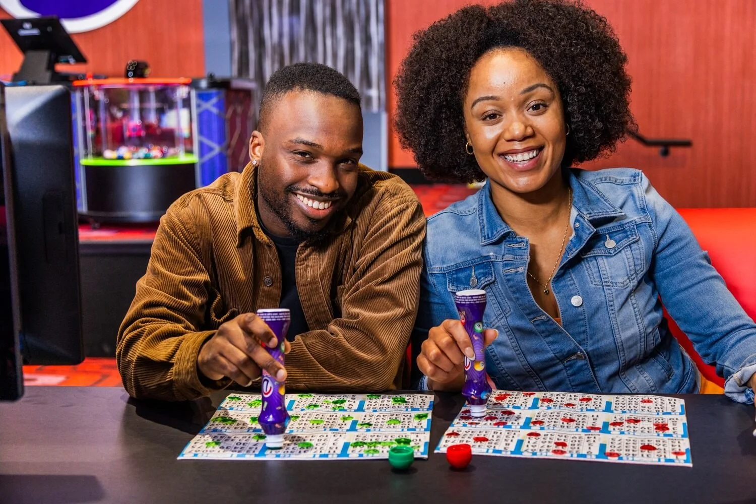 Toronto Dating Hub November Singles Mixer in Toronto West with Fun Twist