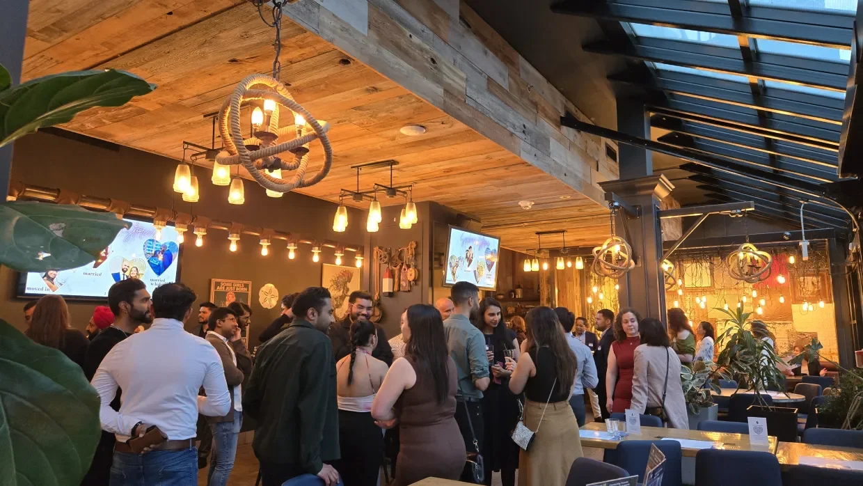 Toronto Dating Hub: Singles Mixer for Law/ Finance/ Healthcare Professionals