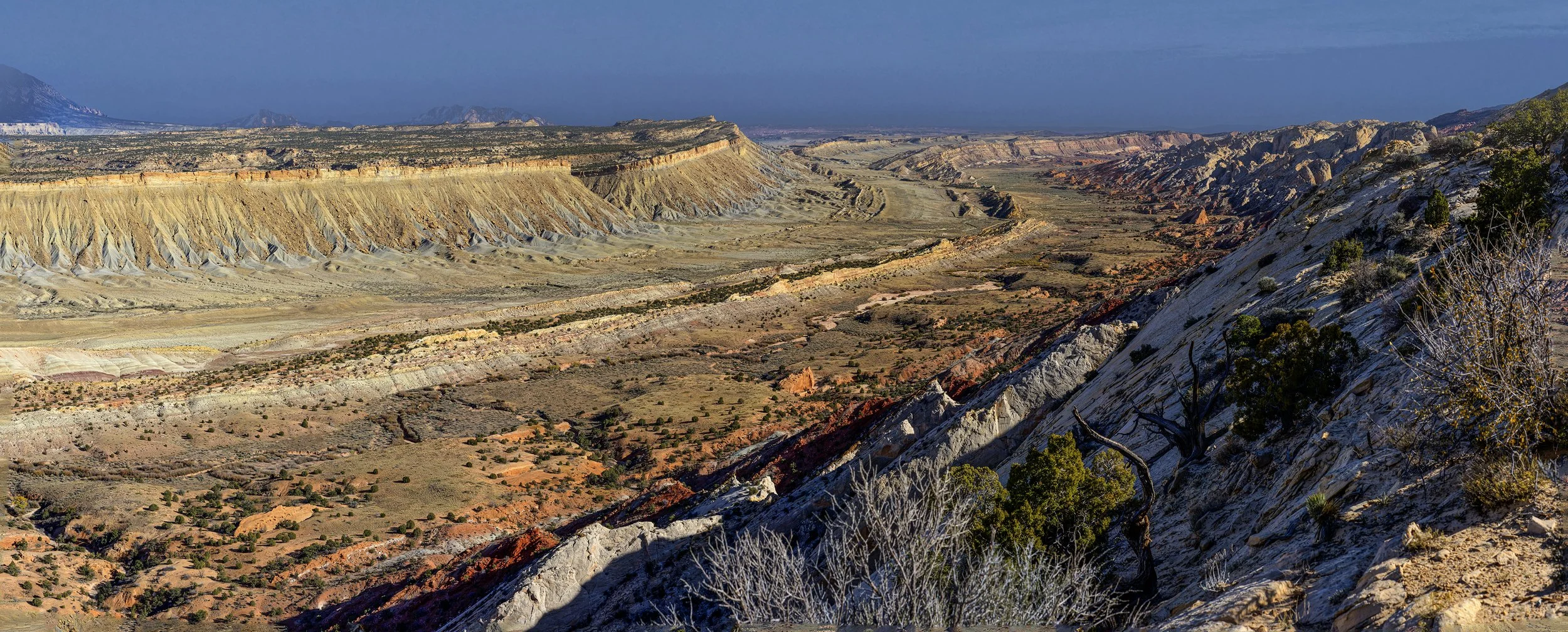 Strike Valley Overlook - Capitol Reef 201310_P01 - 44.5"