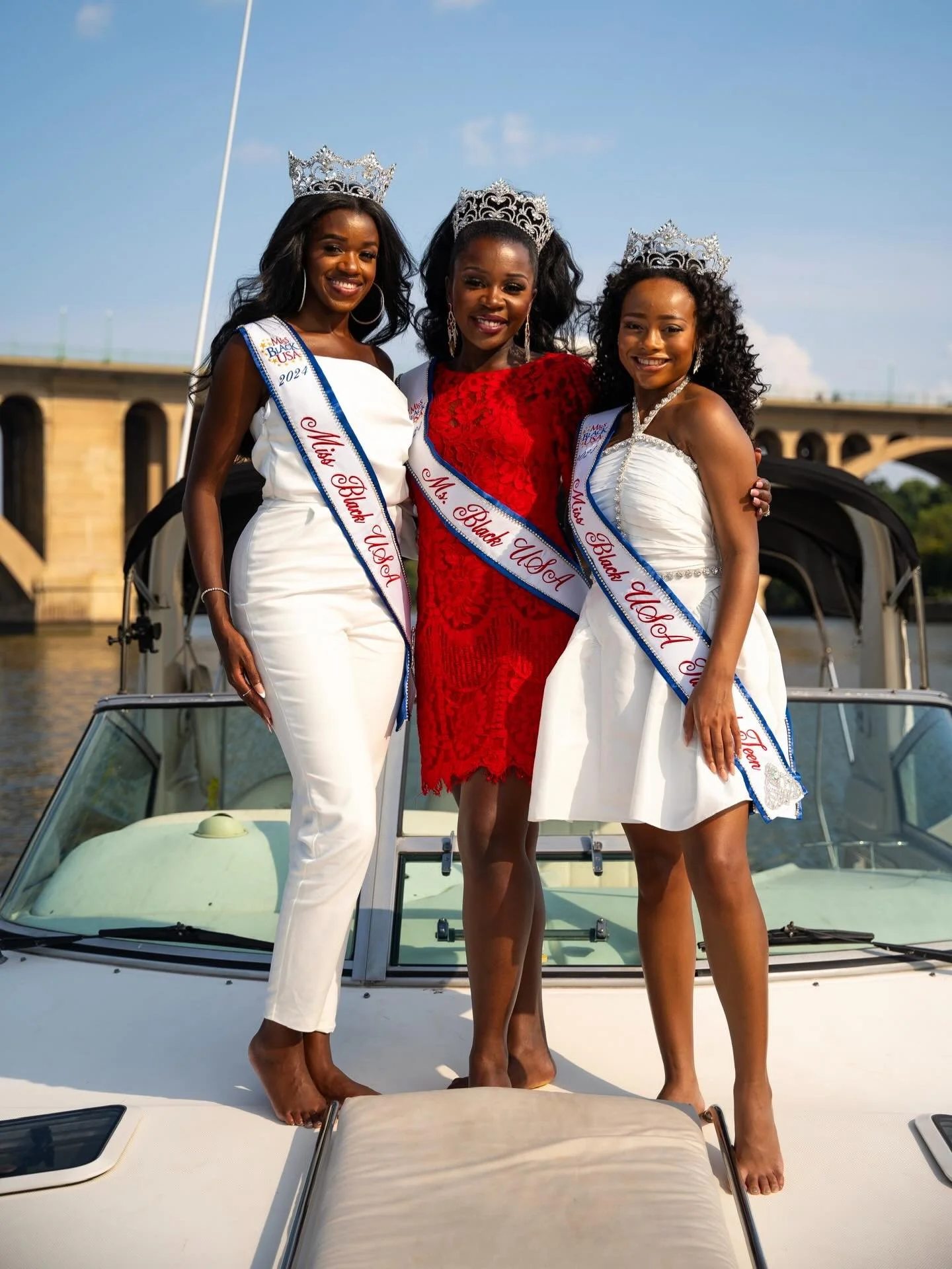 ✨ Making memories on the water with Miss Black USA aboard Mahogany ✨
Hosting these incredible queens (2024)  was more than a moment, it was a meaningful partnership rooted in empowerment, representation, and community. Together, we&rsquo;re creating 