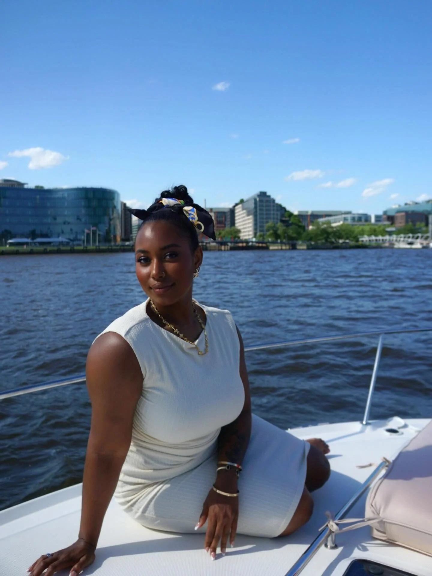 Boat season is not just a time of year, it&rsquo;s a lifestyle. Who&rsquo;s ready to step back into luxury on the water🛥️🥂

Our 2026 Calendar is open! Make your reservation today!📆

#myc #mahoganyyachtcharters #mahogany #boatbabes #blackgirlmagic