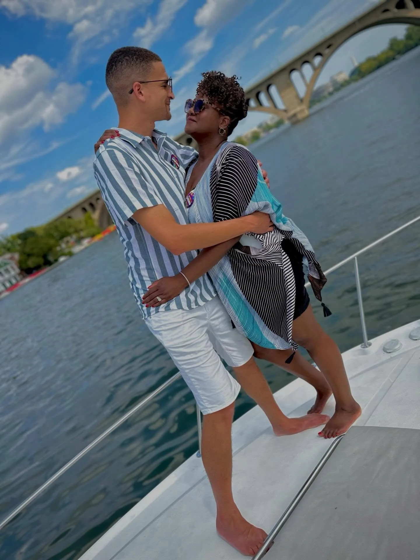 Only 4 more days until boat season officially begins 🛥️
And yes&hellip; our Date Night Charters are back 🌅🥂✨

Sunset views, your favorite person, champagne in hand, and the city glowing from the water&mdash;there&rsquo;s just something different a