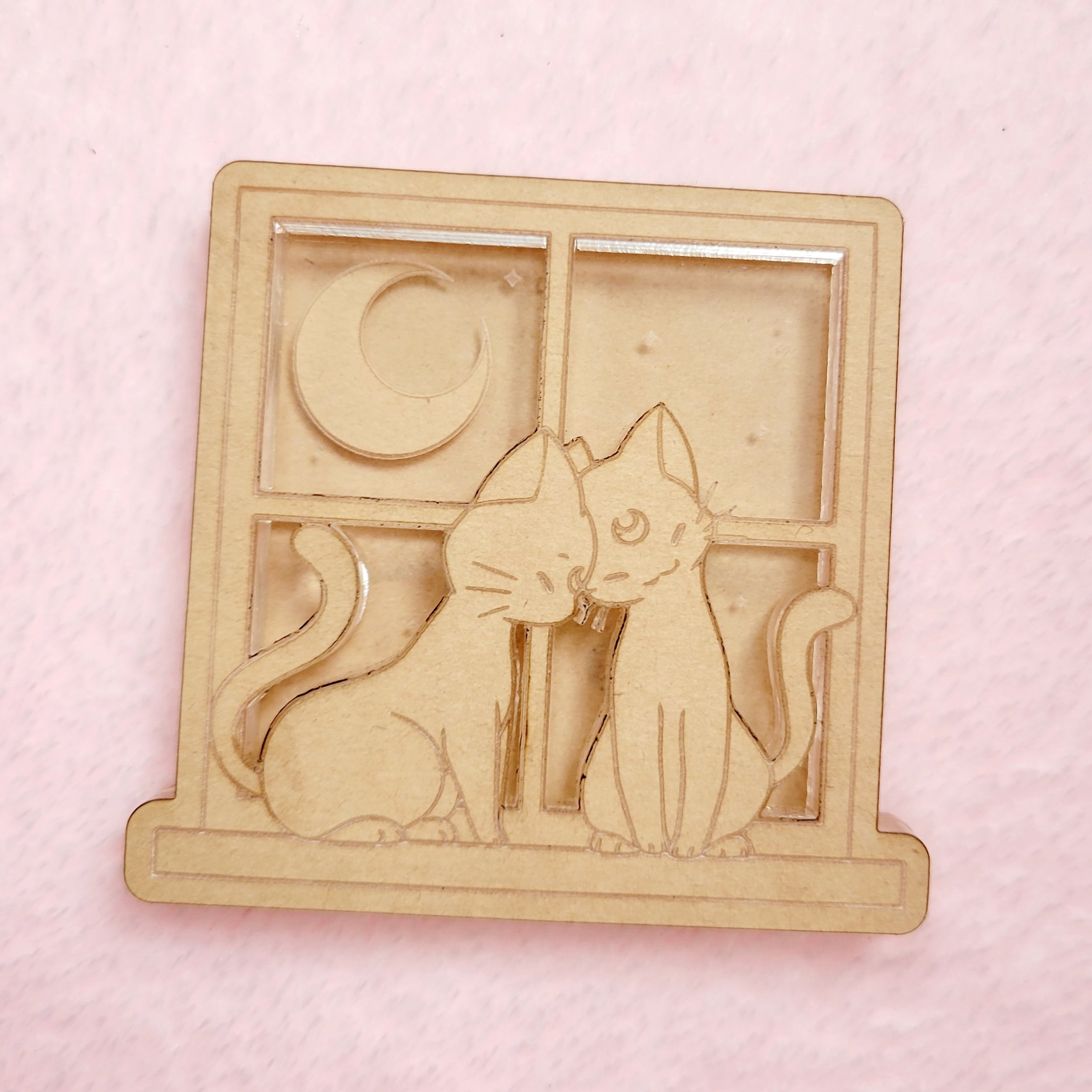 Kitties in Front of Window Shaker