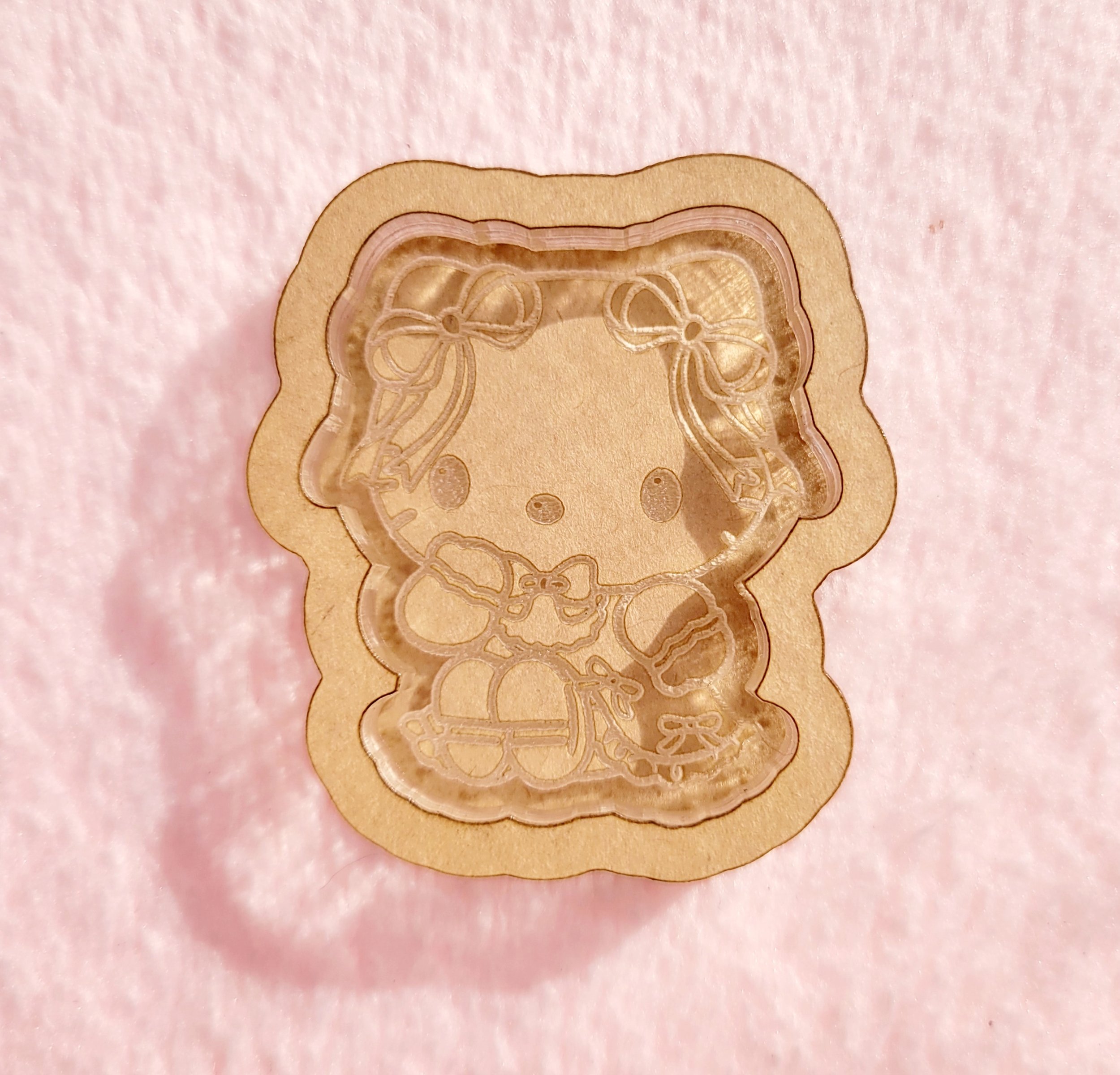 Lace Ribbon Kitty Shaker