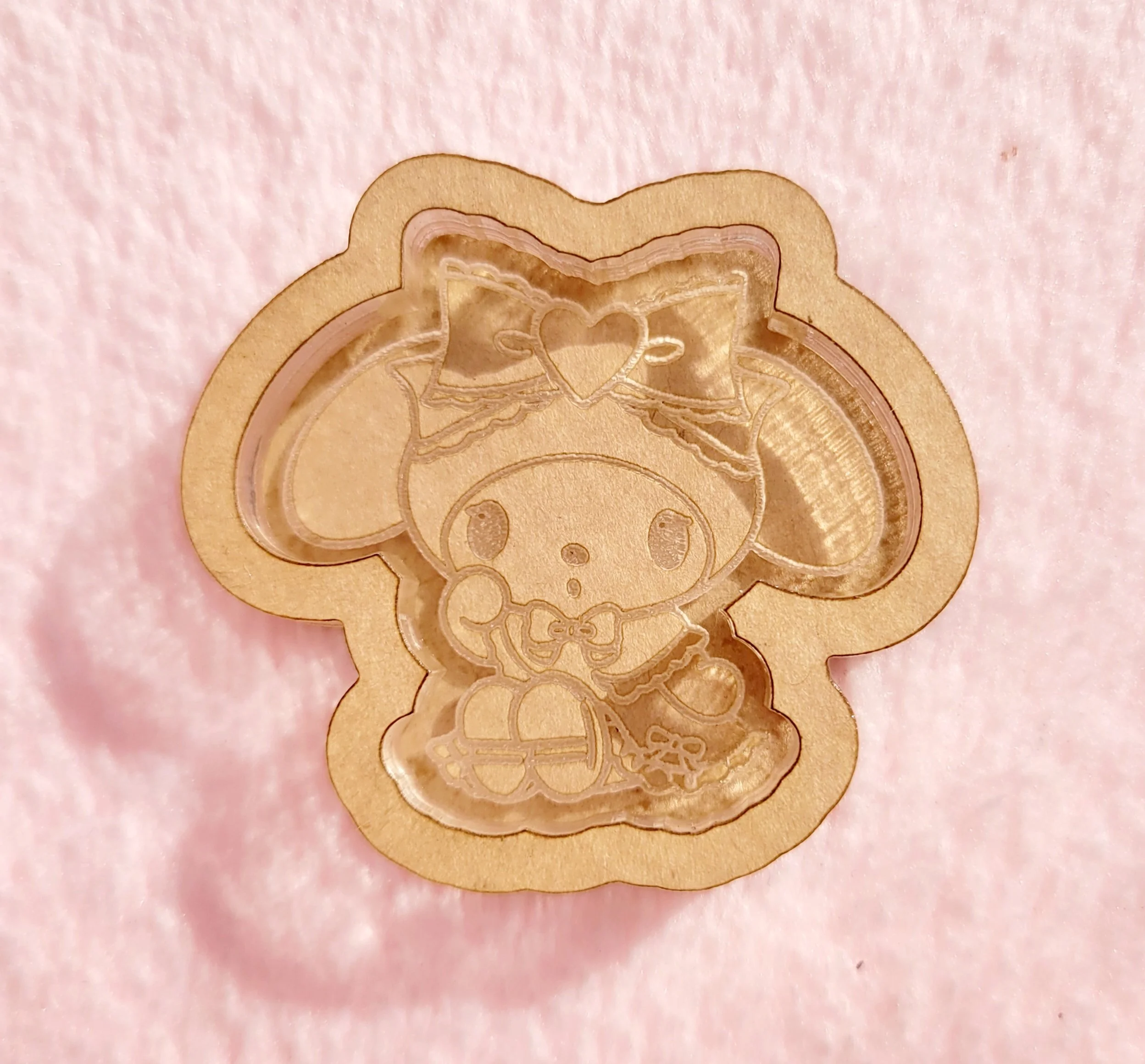 Lace Sweet Bunny Shaker