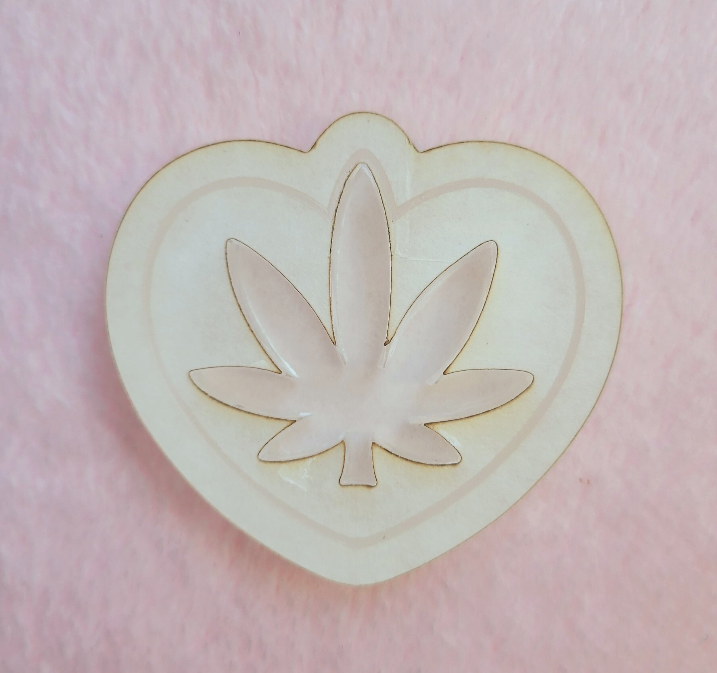 Heart Leaf Shaker