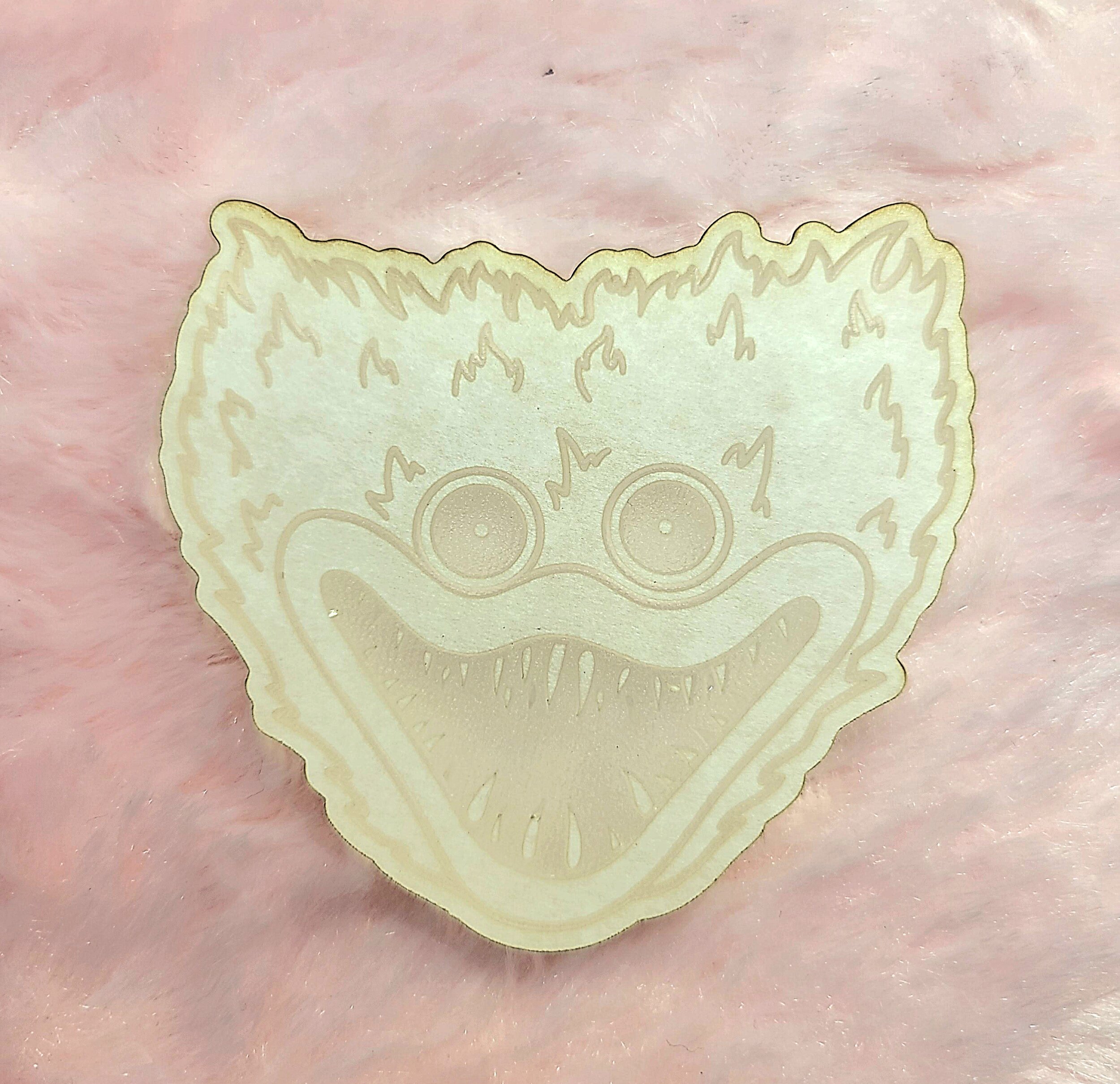 Huggy Scary Face Flat