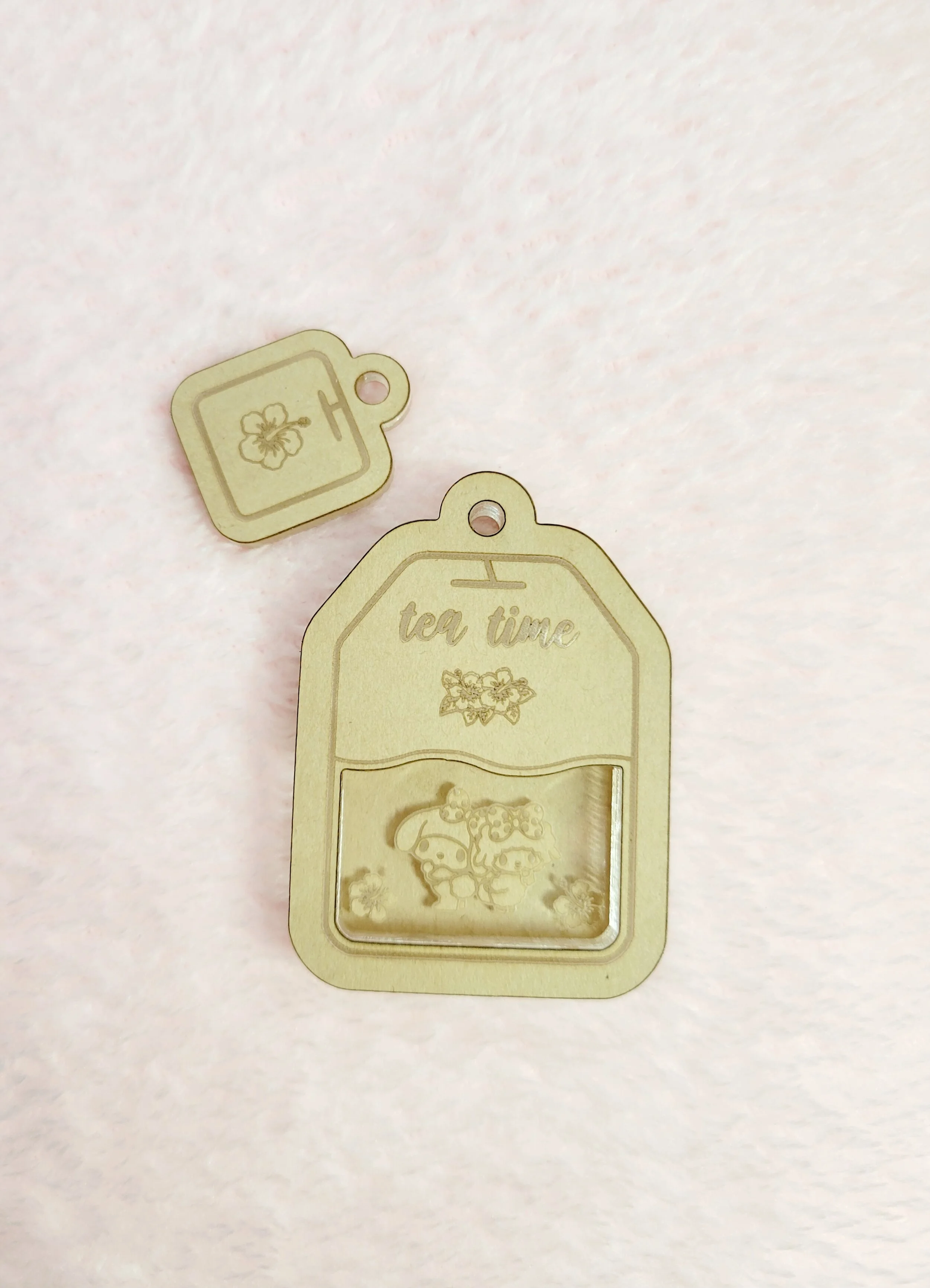 Hibiscus Tea Sectional Shaker