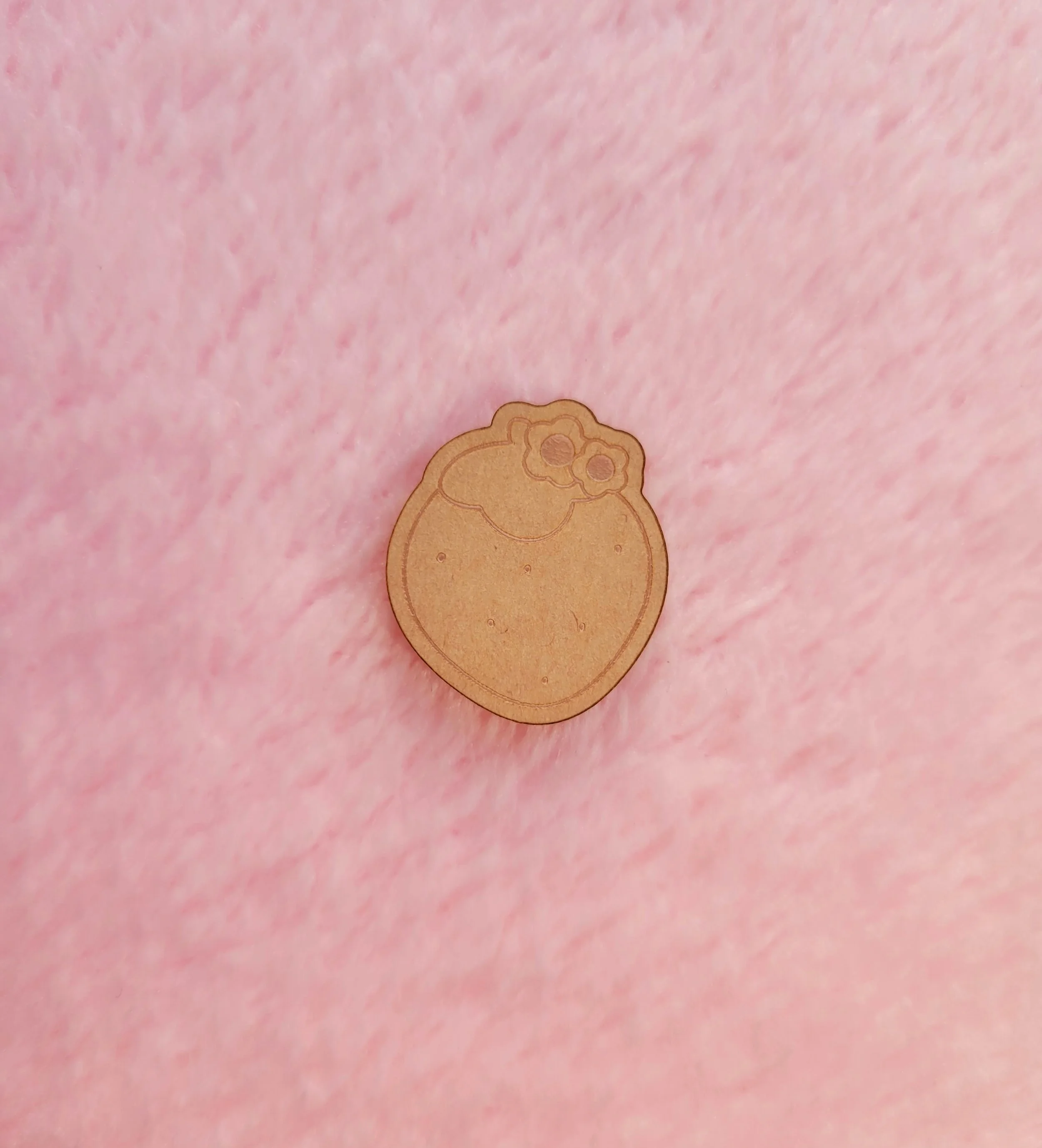 Strawberry With Flowers Flat