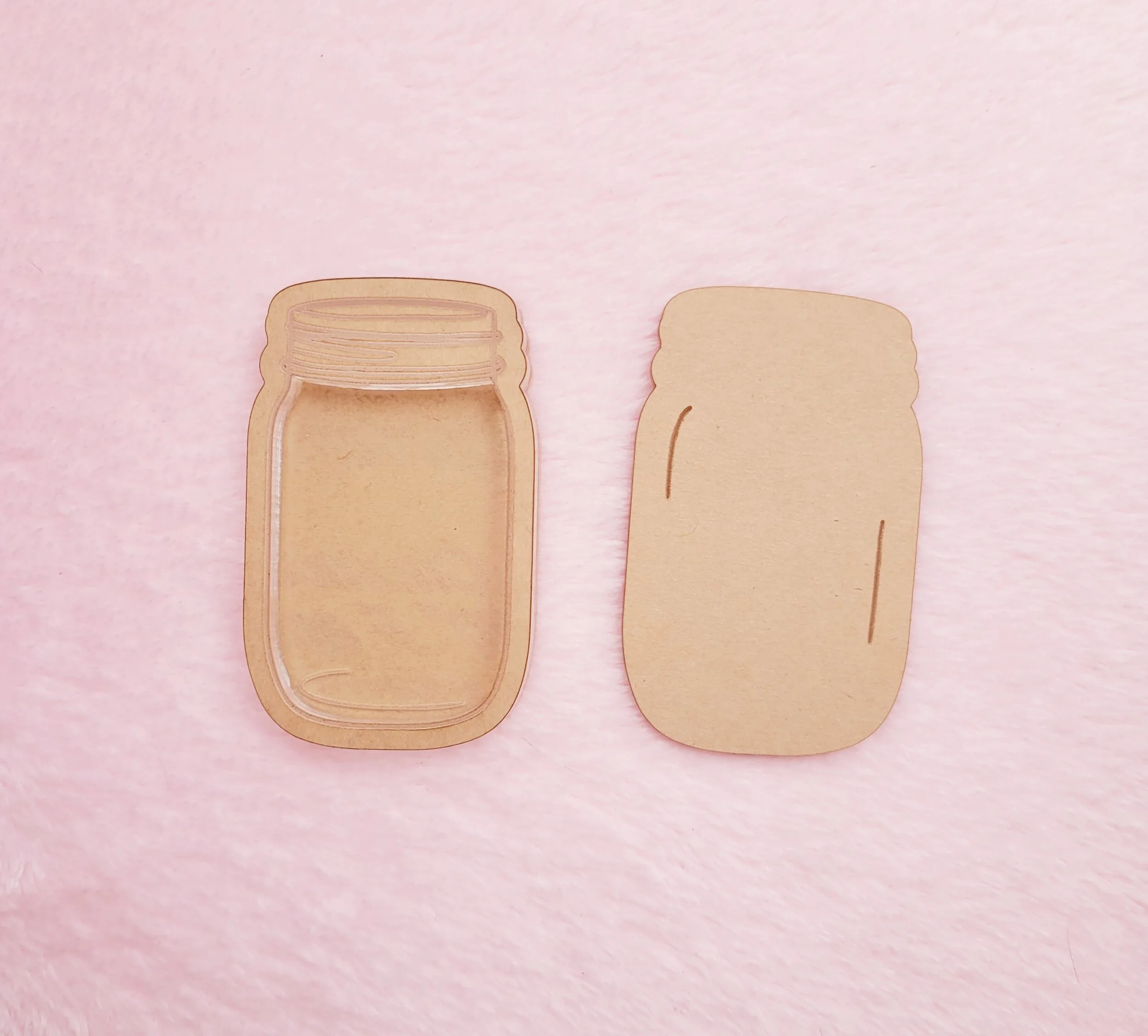 Jar Shaker With Top 'Acetate' Layer