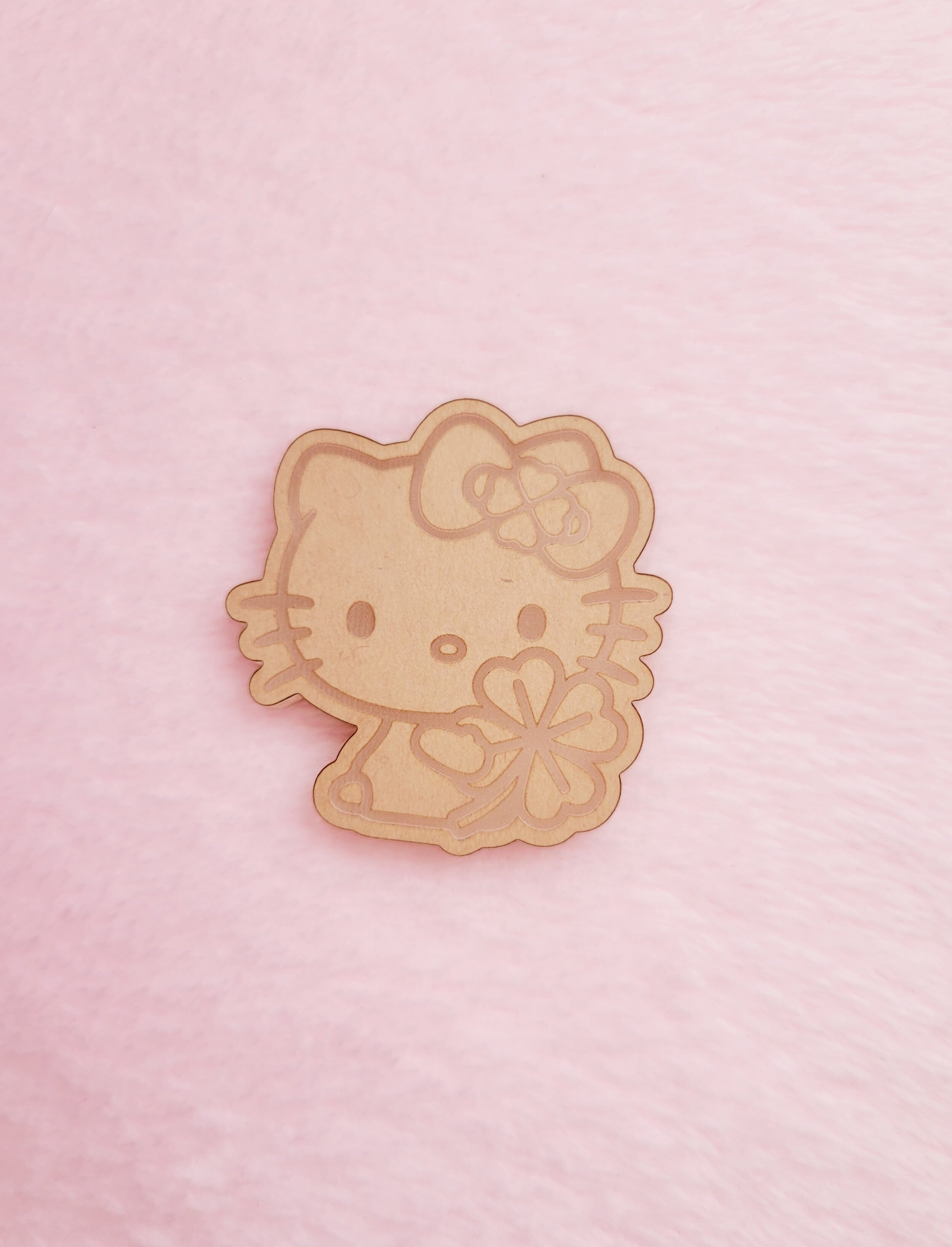 Kawaii Kitty Holding Clover Flat