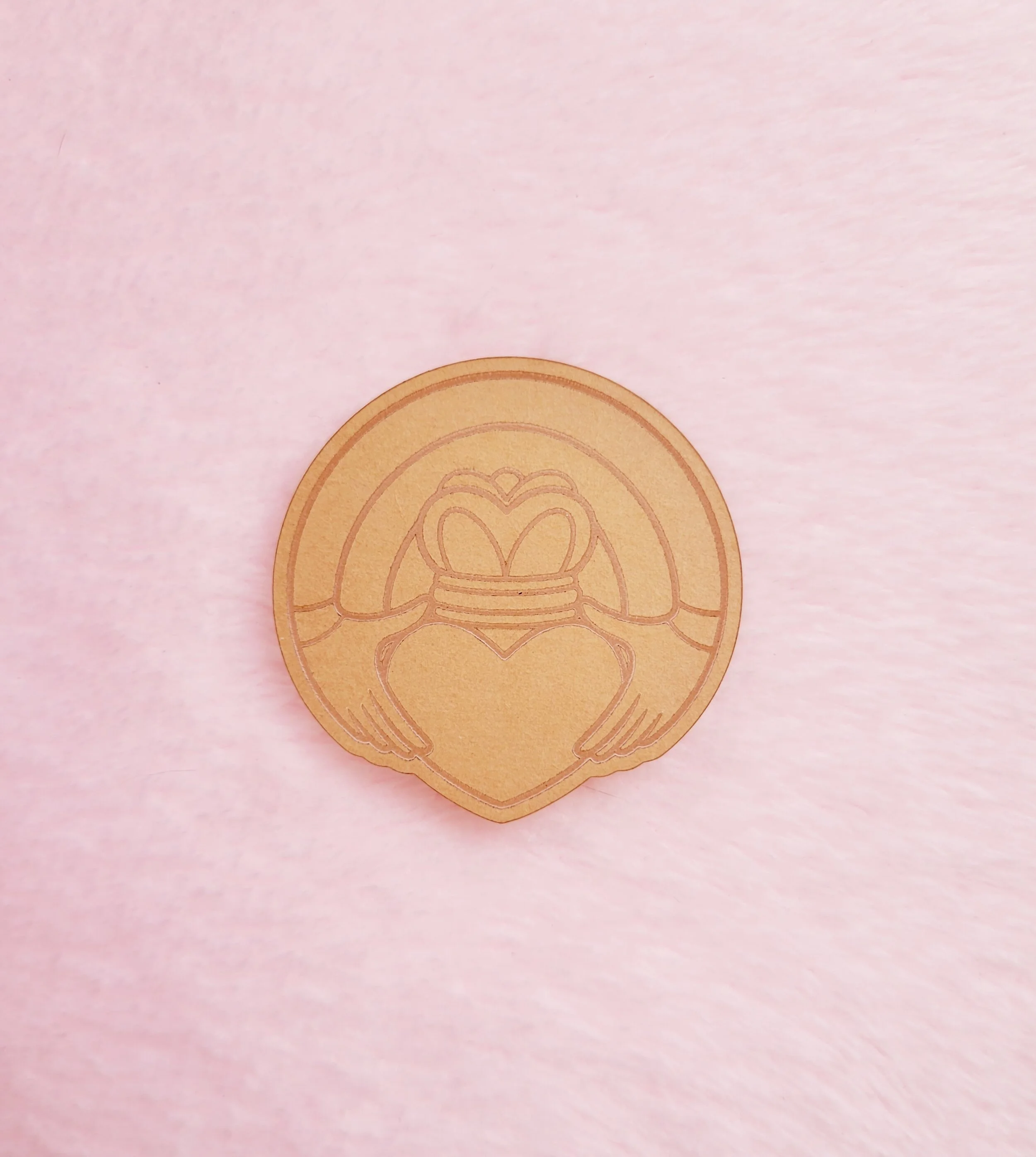 Rainbow Claddagh Flat