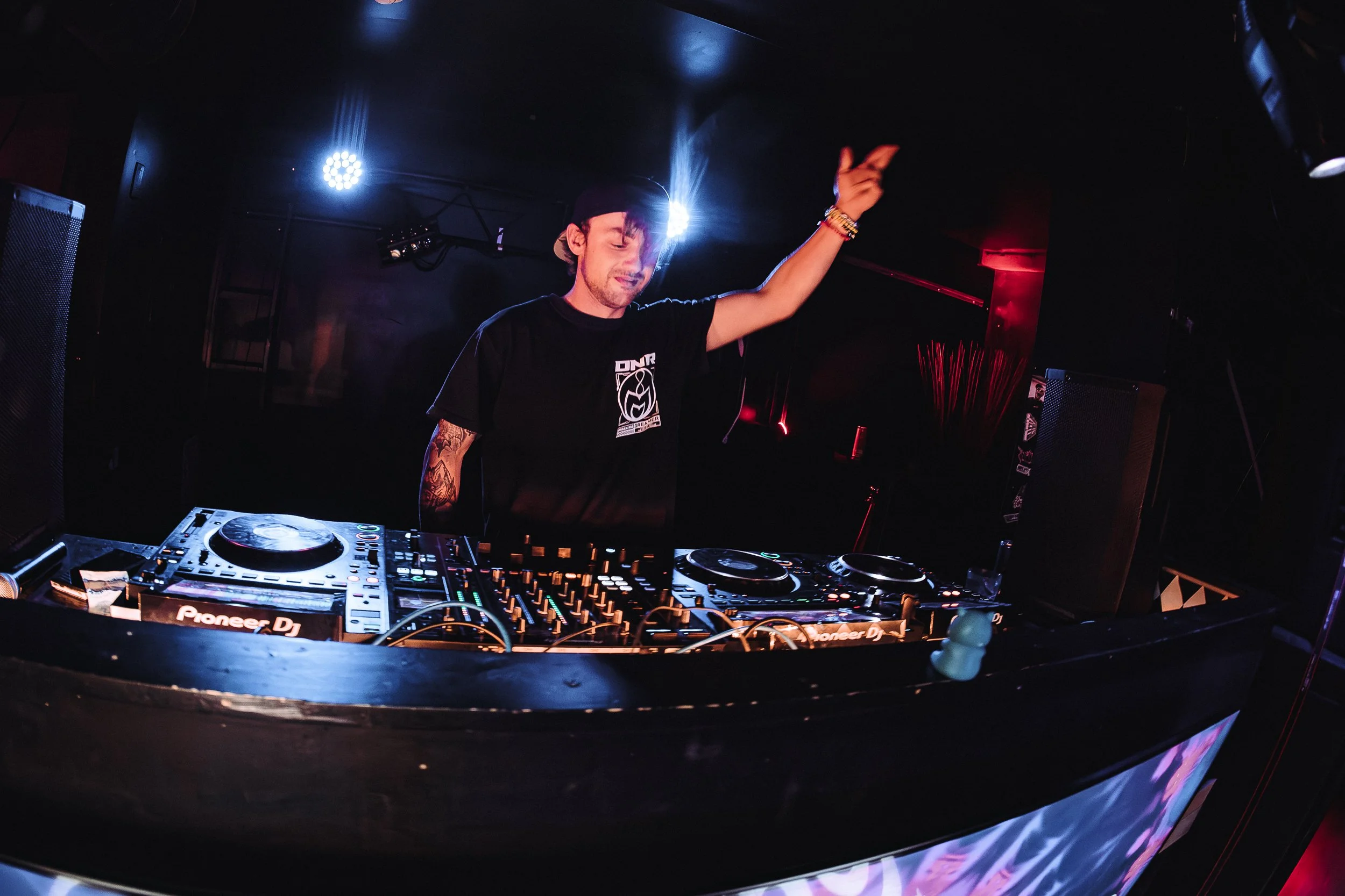 OMNISONIC-DEC 20 2025-IG-ARA.MEDIUM_-19.jpg