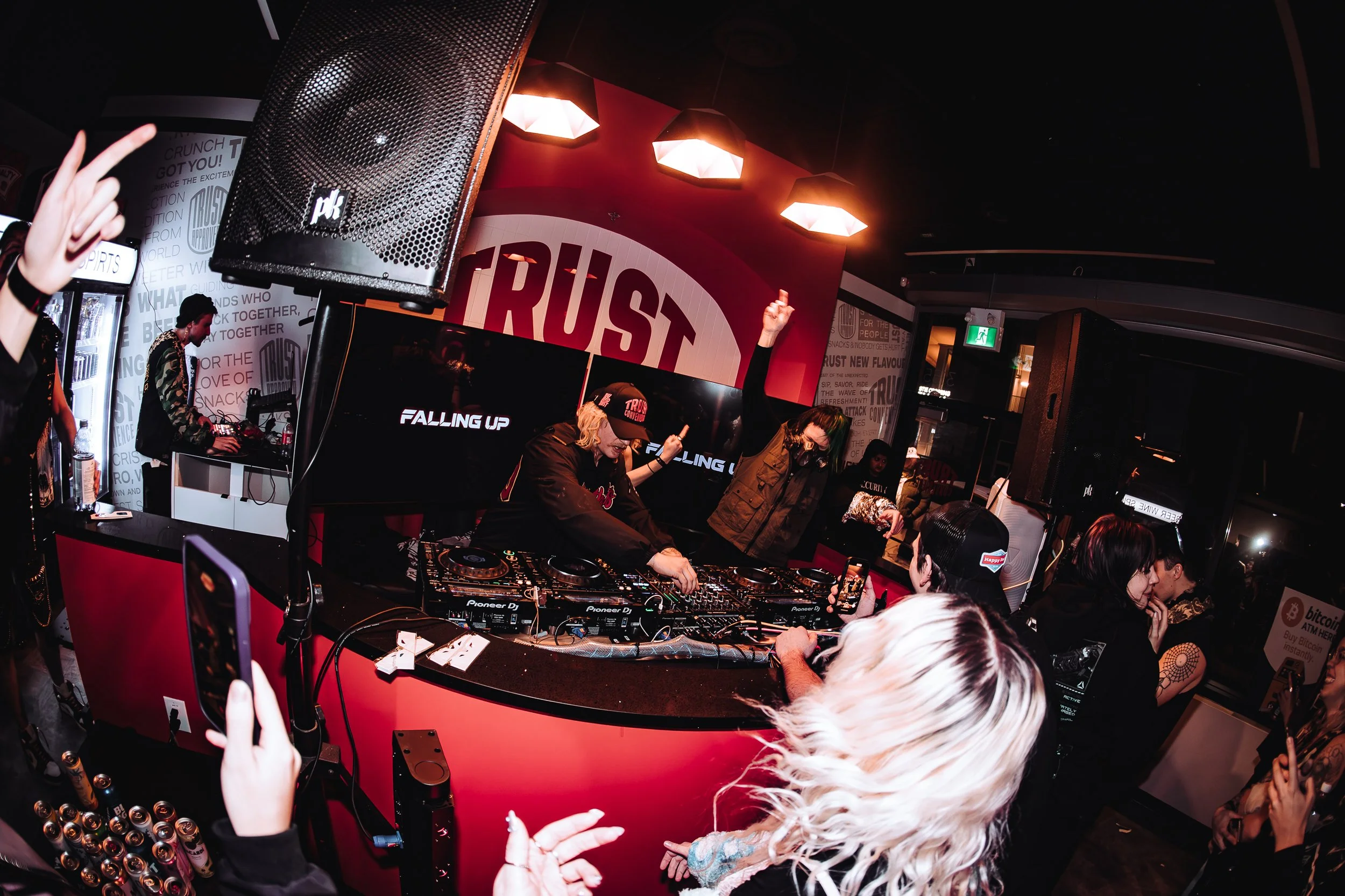 HOT HEAT BEATS-NYE 2025-IG-ARA.MEDIUM_-75.JPG