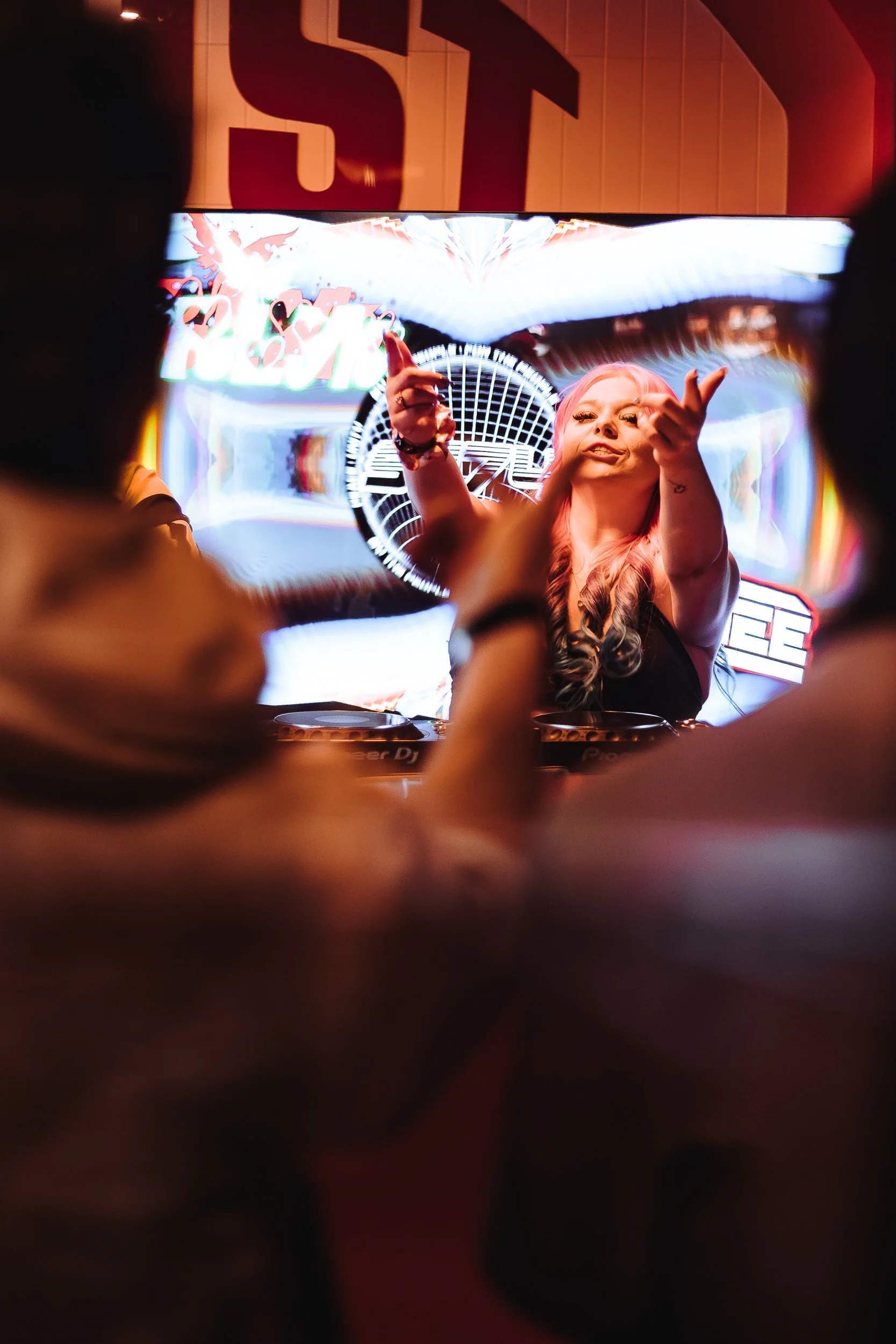 HOT HEAT BEATS-NYE 2025-IG-ARA.MEDIUM_-14.JPG