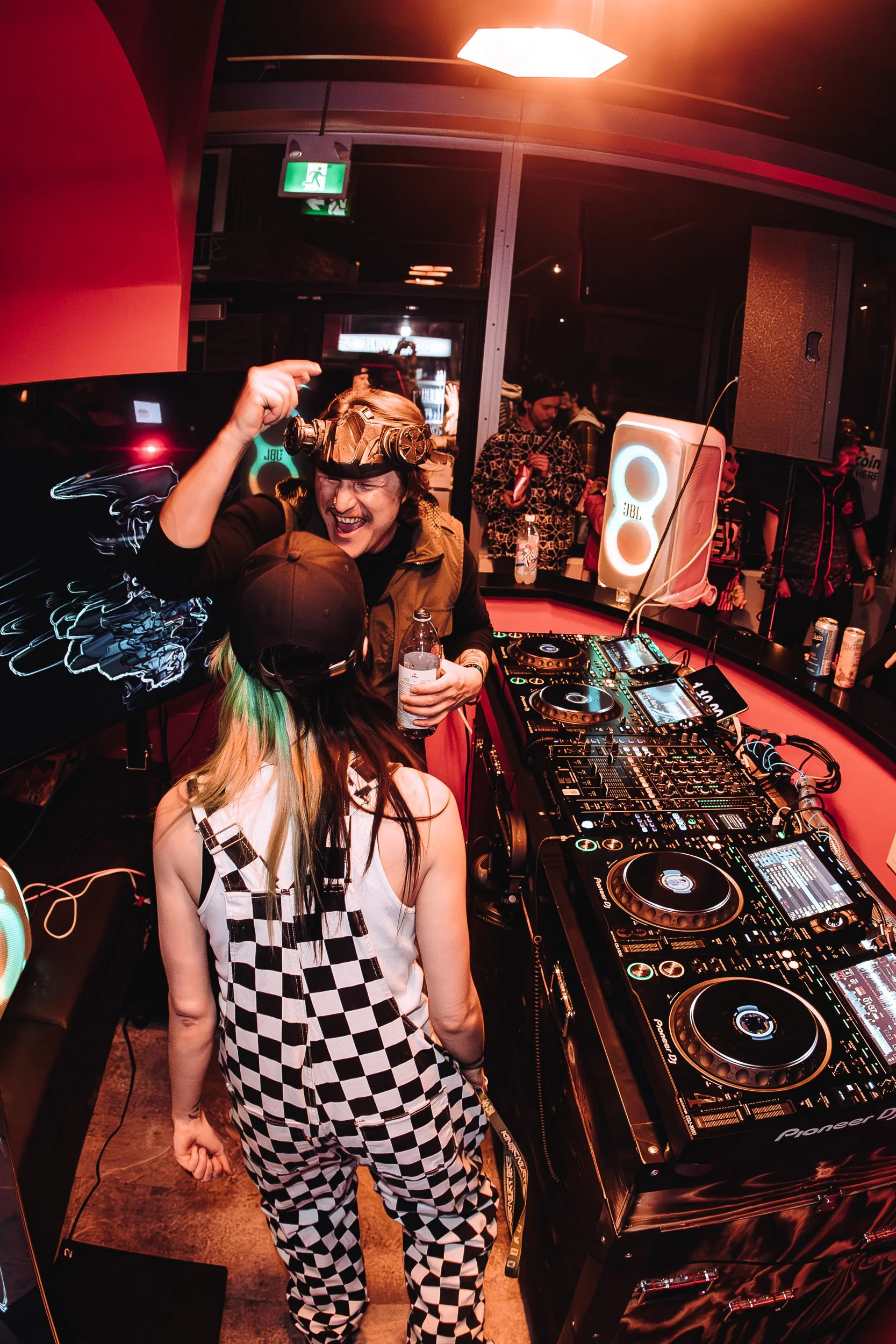 HOT HEAT BEATS-NYE 2025-IG-ARA.MEDIUM_-89.JPG