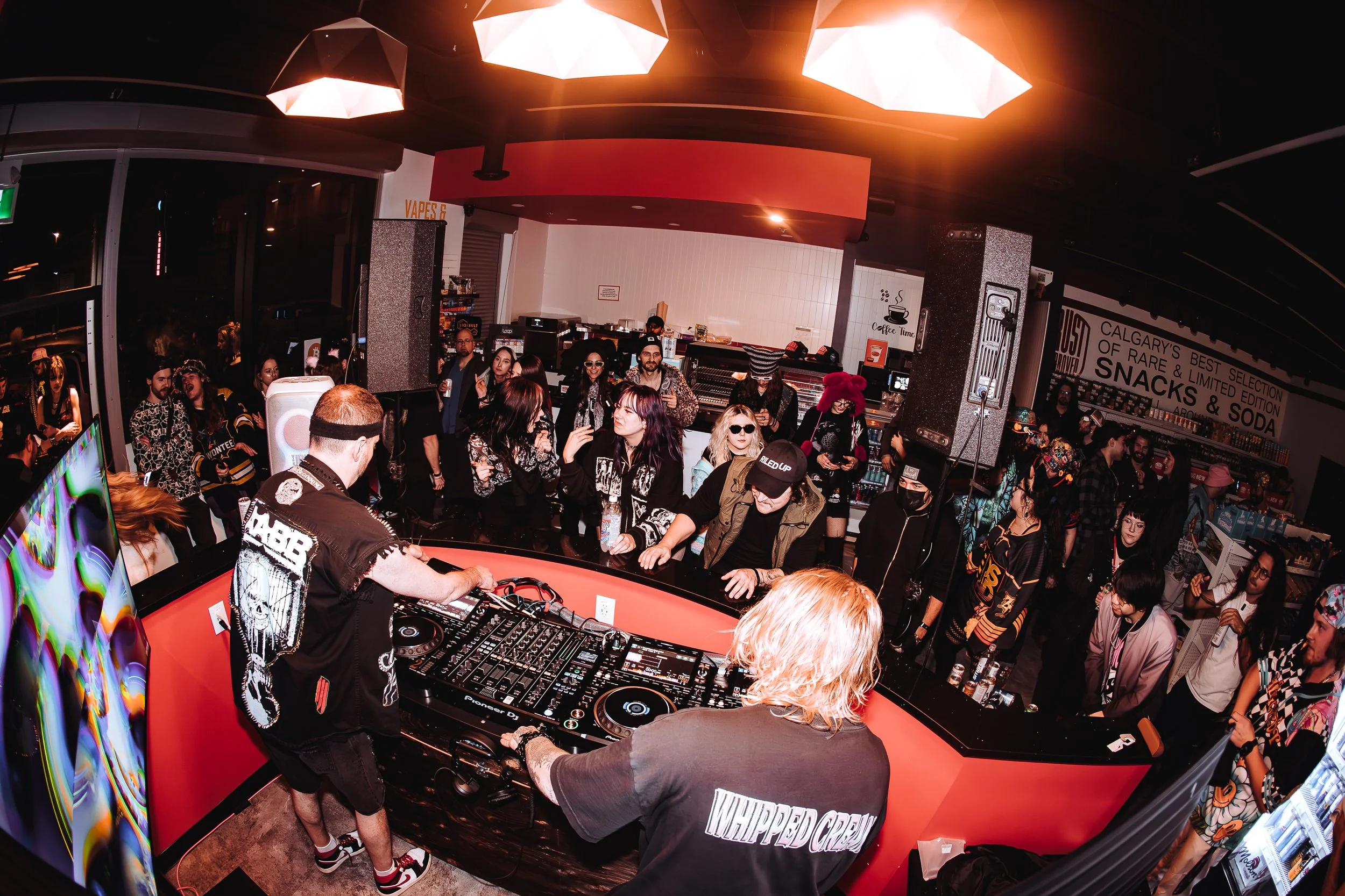 HOT HEAT BEATS-NYE 2025-IG-ARA.MEDIUM_-47.JPG