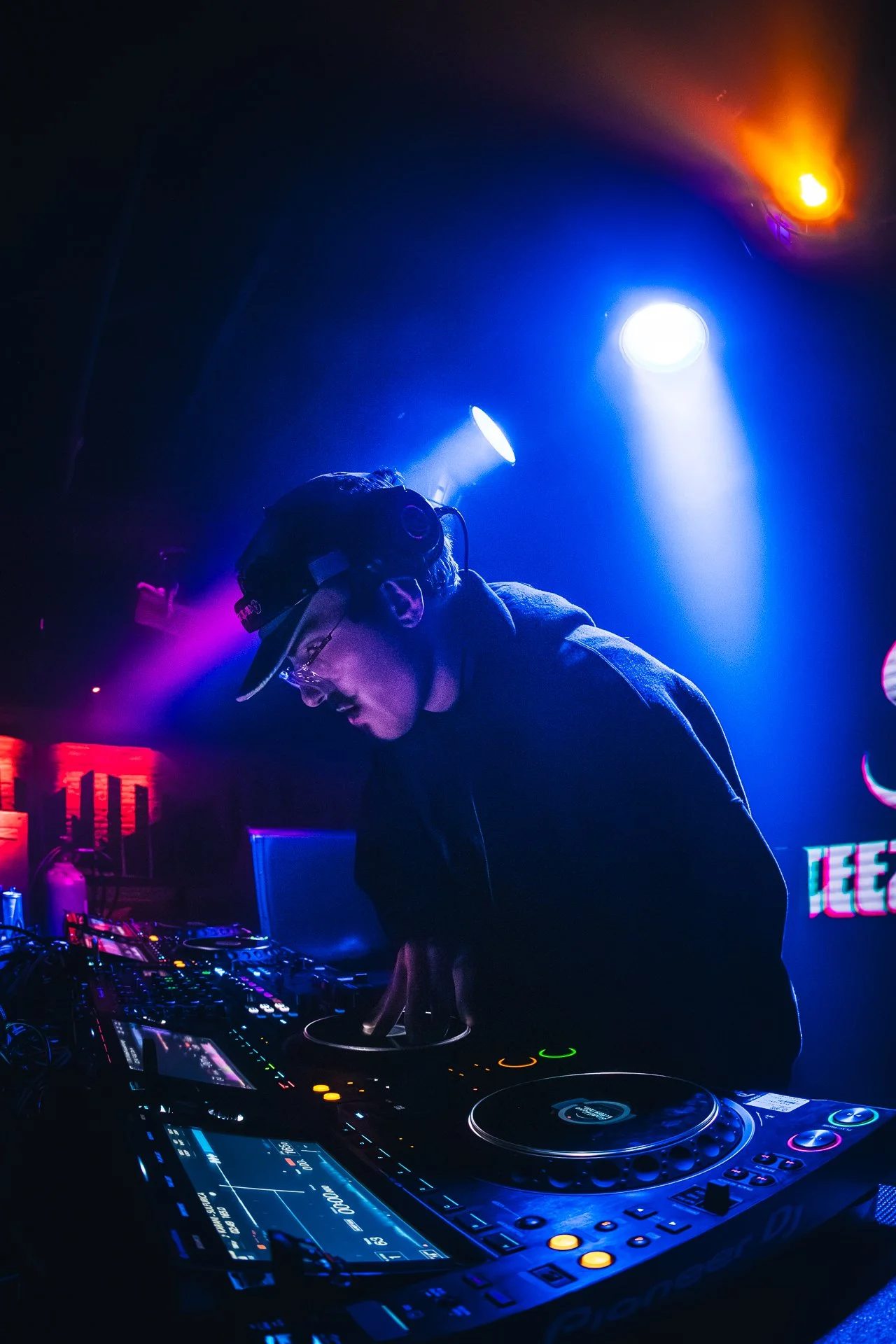 STEEZUS CHRXST-GETTER-ARA.MEDIUM_-2.jpg