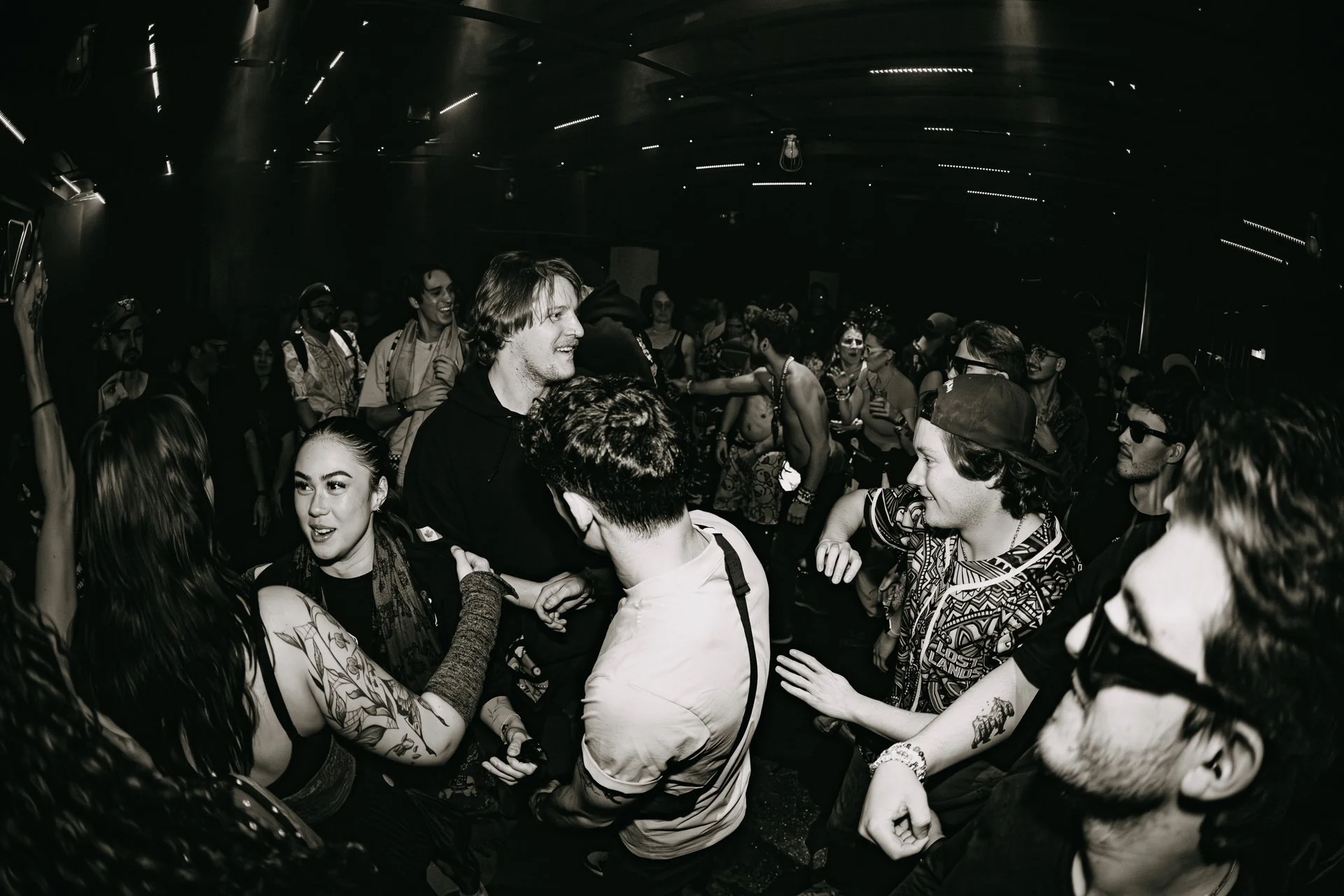 SHATTERTHEFALL-JESSICA AUDIFFRED-ARA.MEDIUM_-60.jpg