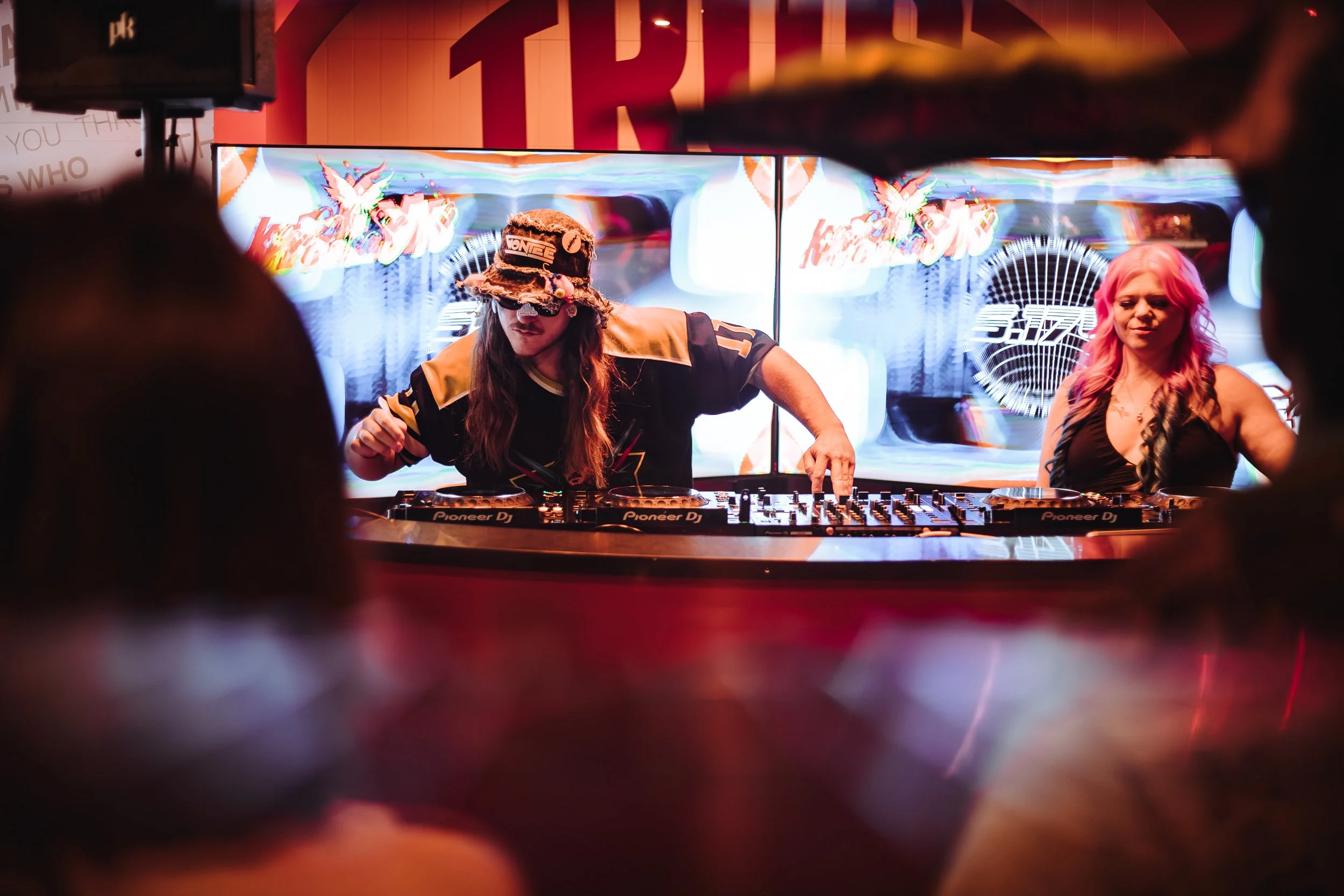 HOT HEAT BEATS-NYE 2025-IG-ARA.MEDIUM_-10.JPG