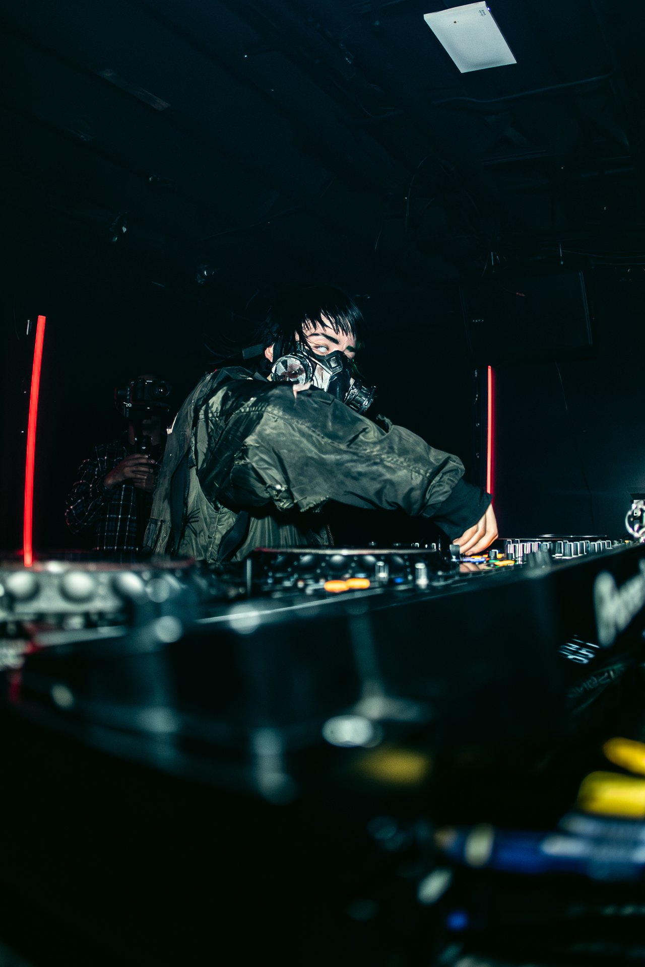 SHATTERTHEFALL-JESSICA AUDIFFRED-ARA.MEDIUM_-52.jpg