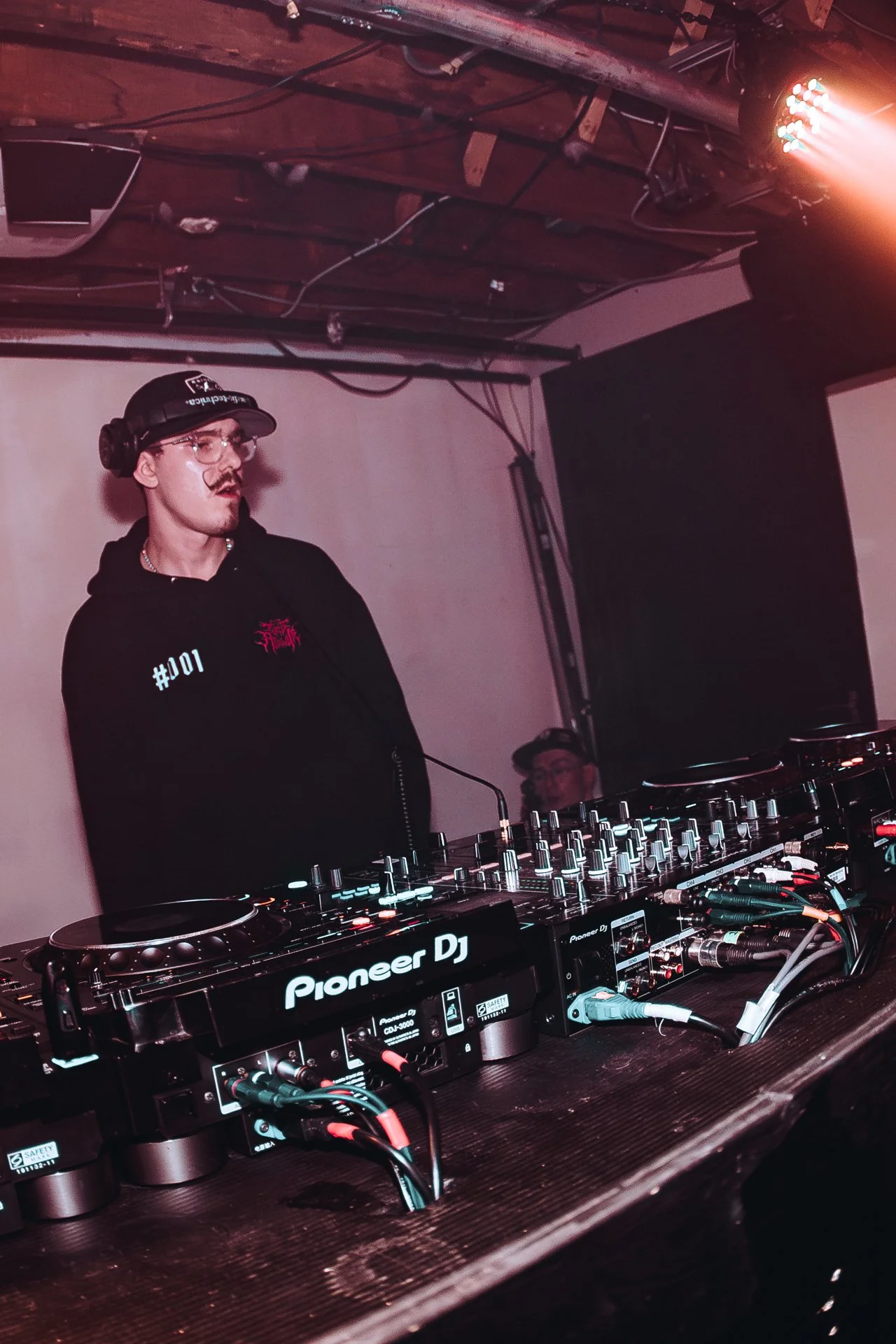 STEEZUS CHRXST-MAD DUBZ-042525-ara.medium_-42.jpg